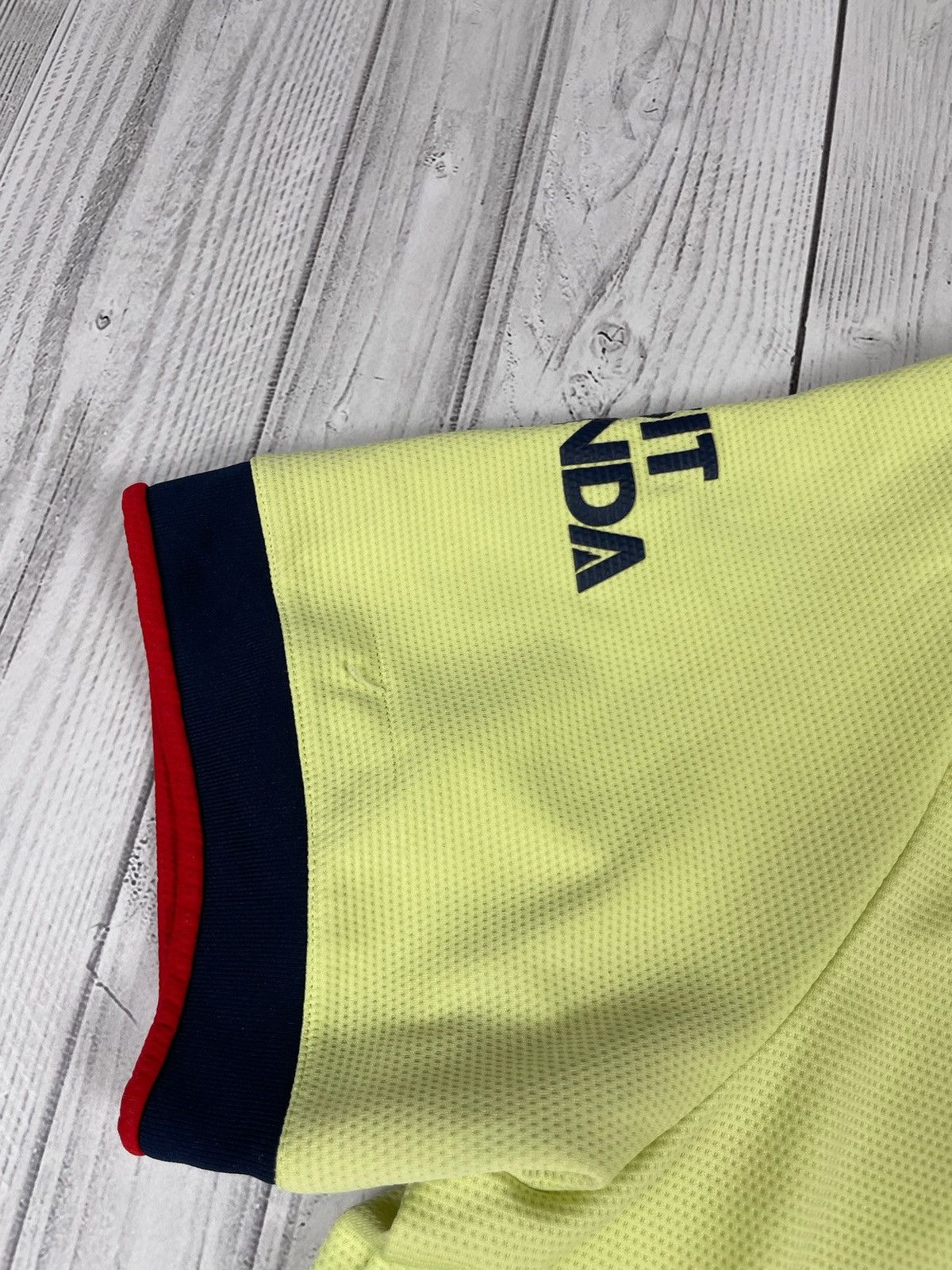 Adidas Vintage adidas Arsenal soccer jersey yellow Away size XXL Size US XXL / EU 58 / 5 - 5 Thumbnail
