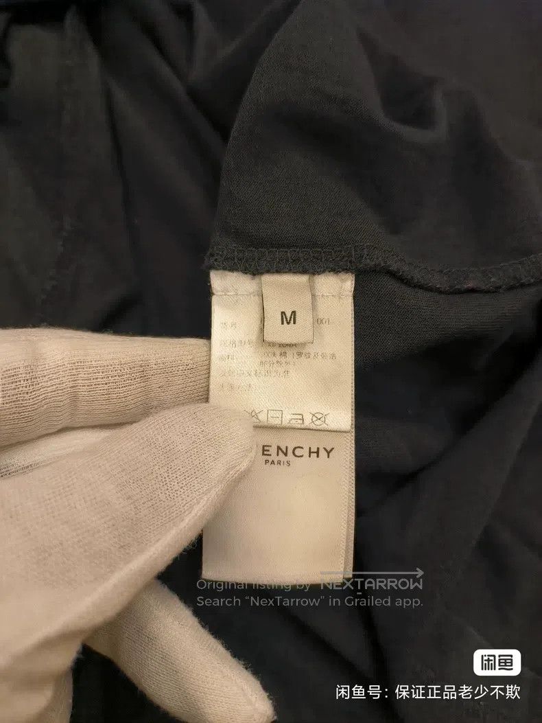 Givenchy Givenchy Short-sleeve T-shirt (3D logo metallic print) Size US M / EU 48-50 / 2 - 6 Thumbnail