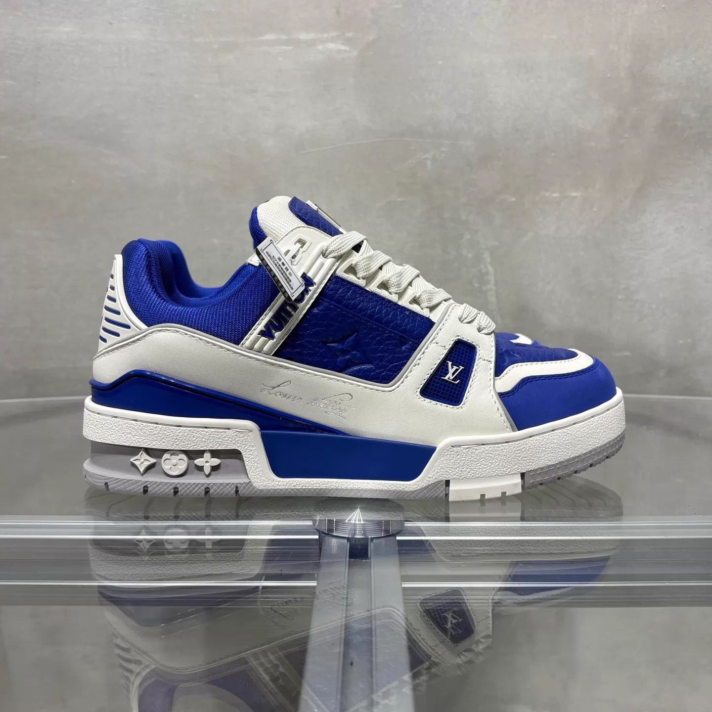 Louis Vuitton LV Trainer White Blue Embossed UK2 (36) Size US 4.5 / IT 34.5 - 4 Thumbnail