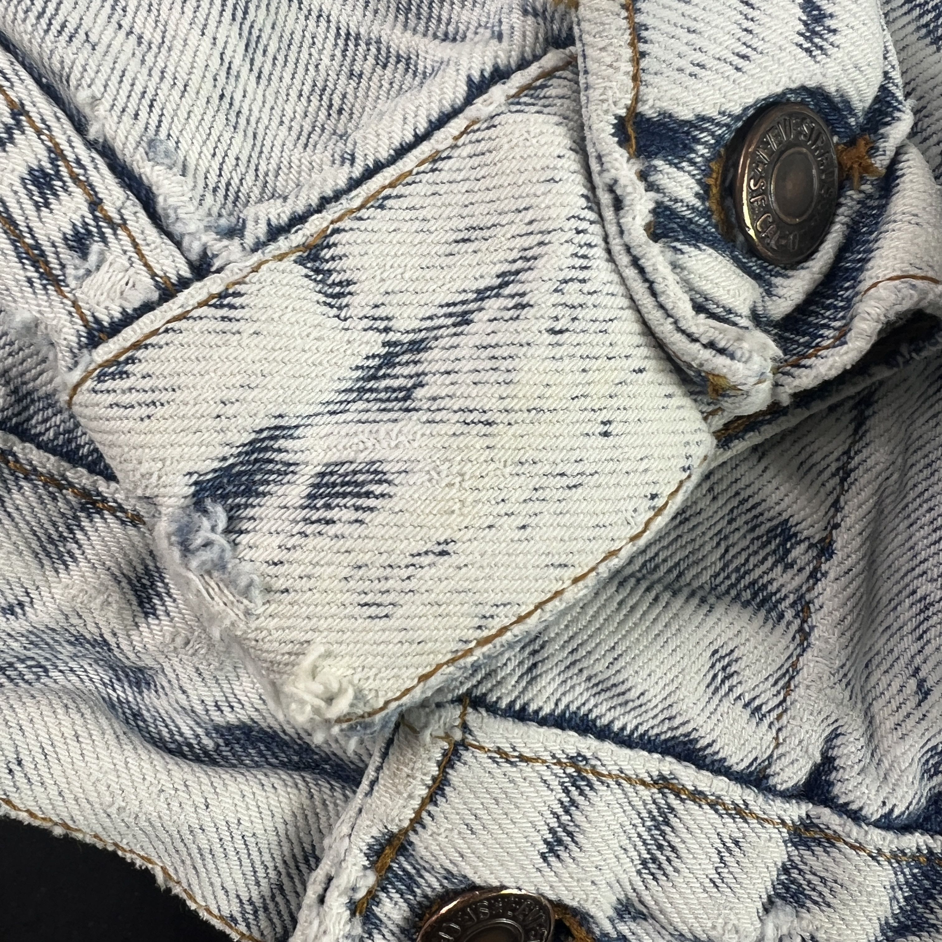 Levi's VTG Levi's Big Jean Jacket Faded Acid Wash Trucker USA Made Size L / US 10 / IT 46 - 2 Thumbnail