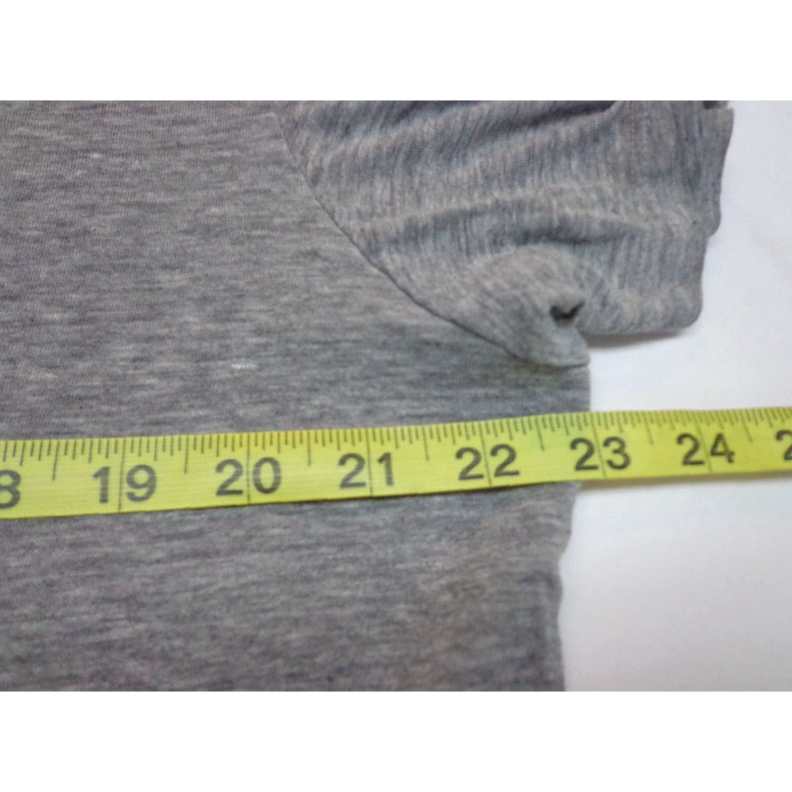 Gap Gap T-Shirt Shirt XL Unisex Adults Gray Heather Gap Spirit of 1969 Regular Crew Neck Short Sleeve Pockets VINTAGE? Size US XL / EU 56 / 4 - 5 Thumbnail