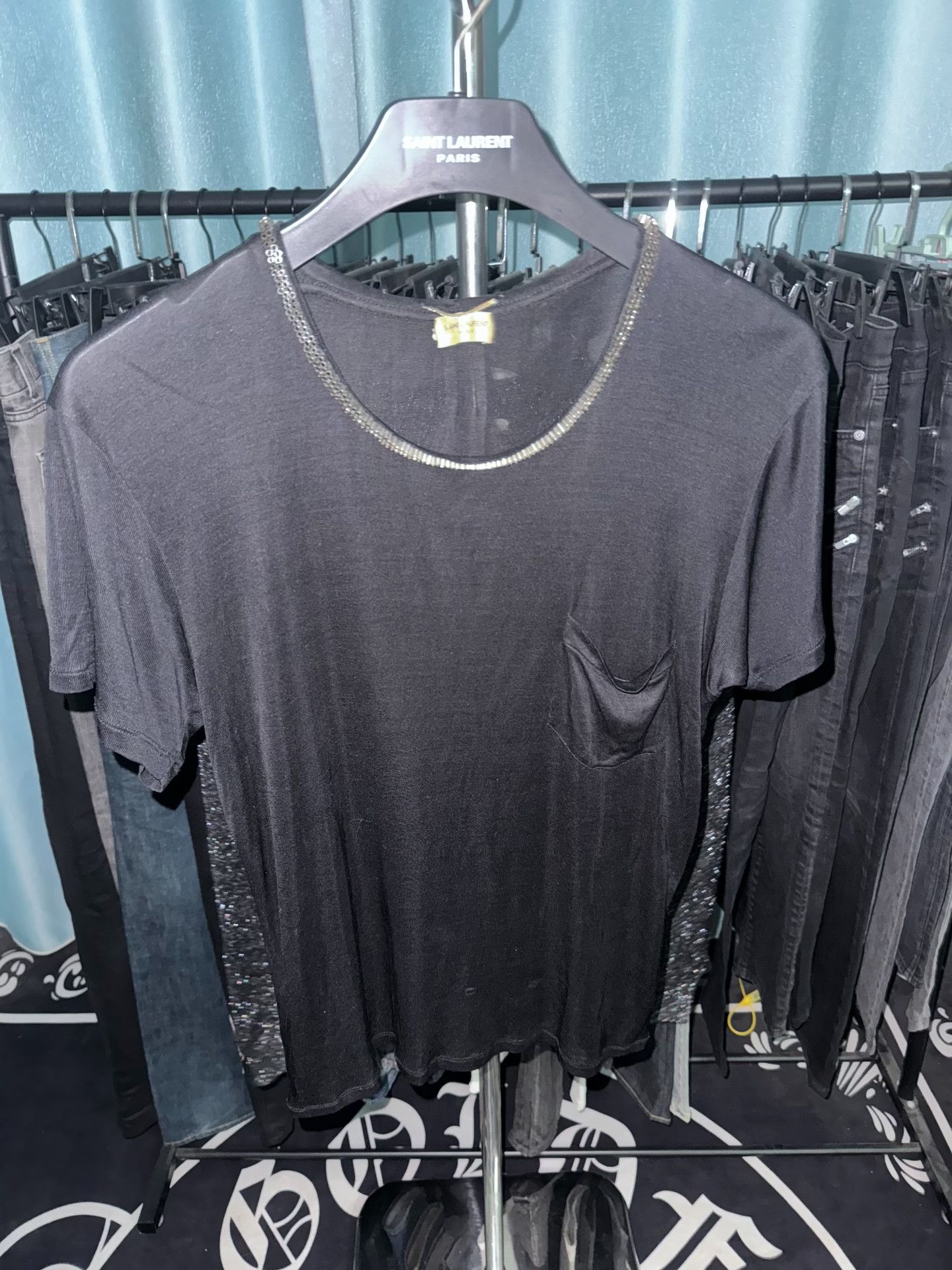 Saint Laurent Paris Saint Laurent Silk Short-Sleeve T-Shirt Size US S / EU 44-46 / 1 - 1 Thumbnail