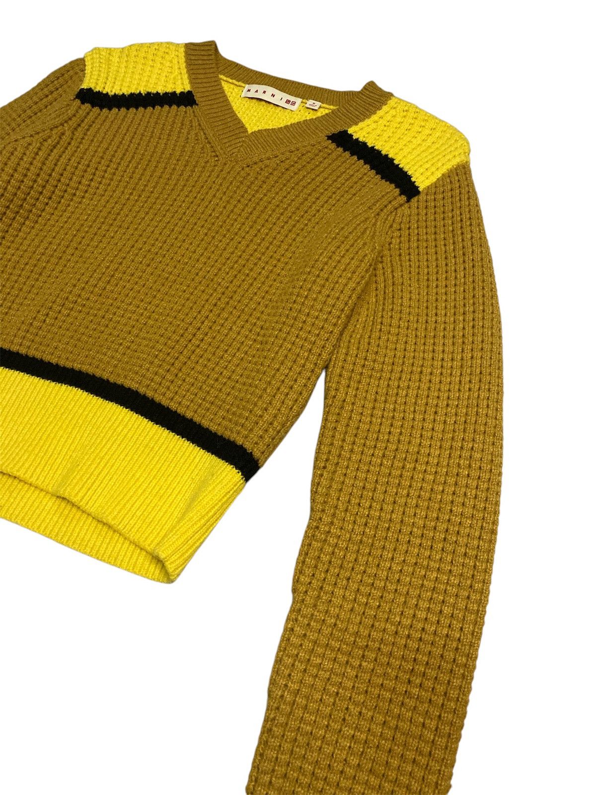 Japanese Brand Uniqlo x Marni Popcorn Knitted V Neck Sweater Size US M / EU 48-50 / 2 - 5 Thumbnail