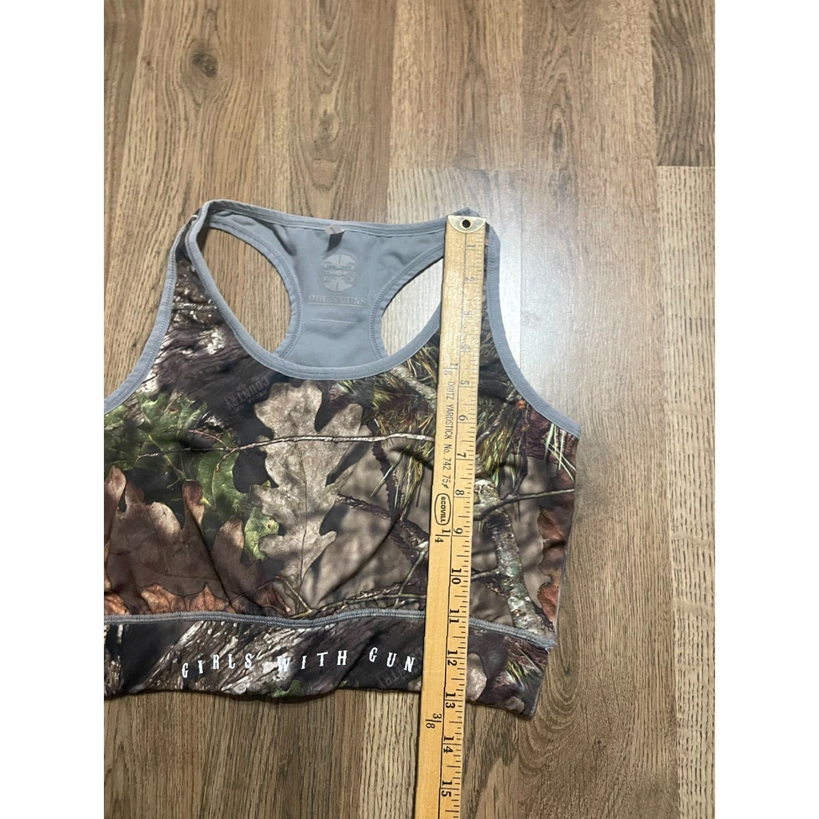 Vintage Girls with Guns Sports Bra Racerback Camouflage L Womens Large Black Wireless Pullover Backless Racerback Size ONE SIZE - 7 Thumbnail
