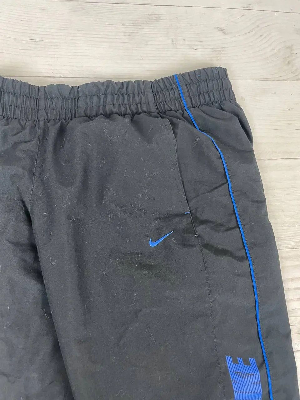 Nike Vintage Nike Nylon Track Pants 00s Swoosh Striped Drill Y2K Size US 32 / EU 48 - 5 Thumbnail