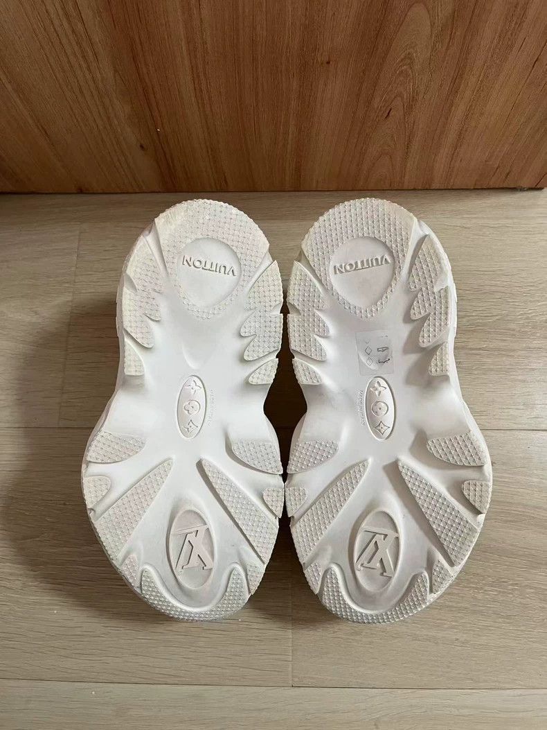 Louis Vuitton lv white slip-on sandals-2508 Size US 8 / EU 41 - 6 Thumbnail