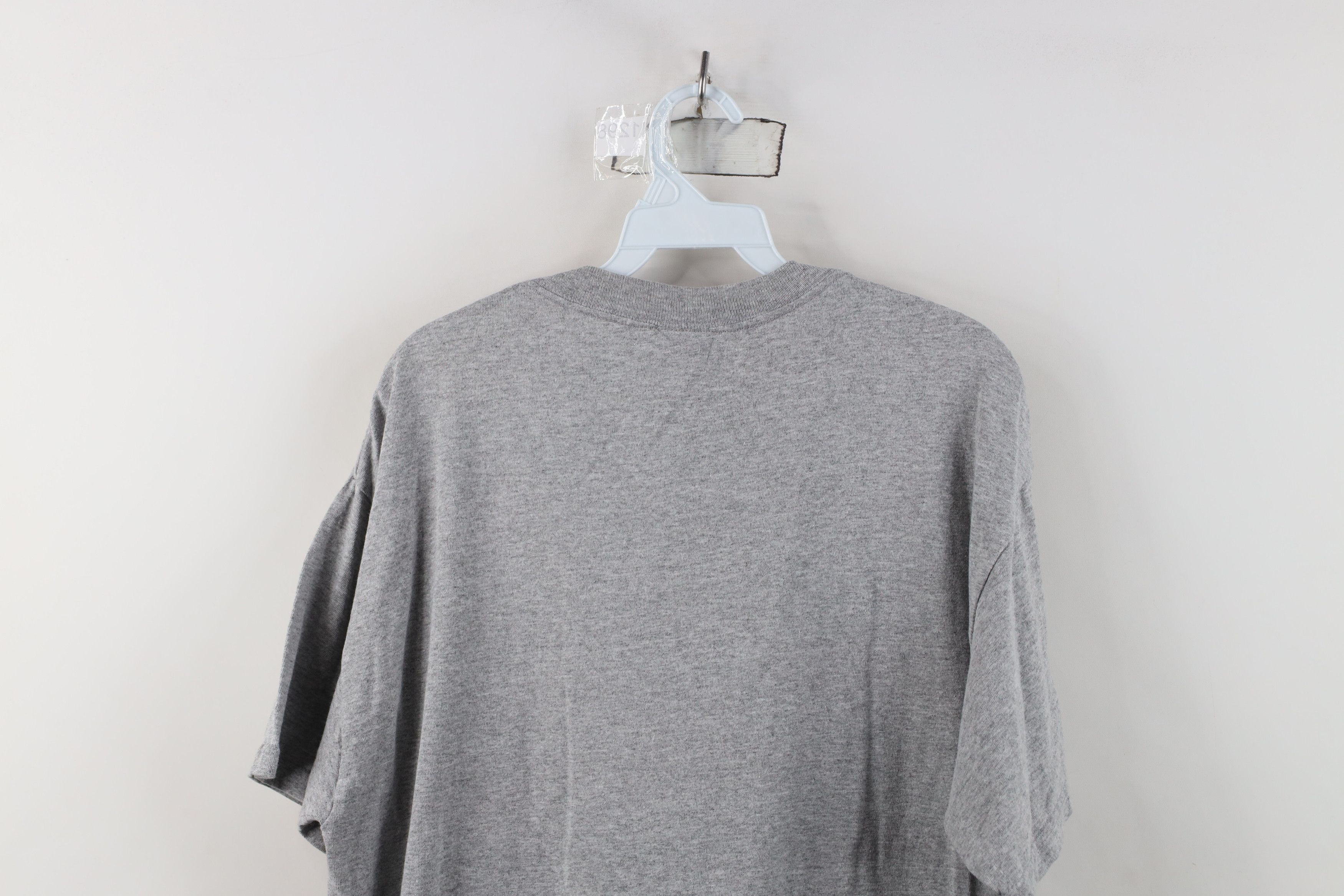 Nike Vintage Nike Mini Swoosh Short Sleeve T-Shirt Heather Gray Size US L / EU 52-54 / 3 - 11 Thumbnail