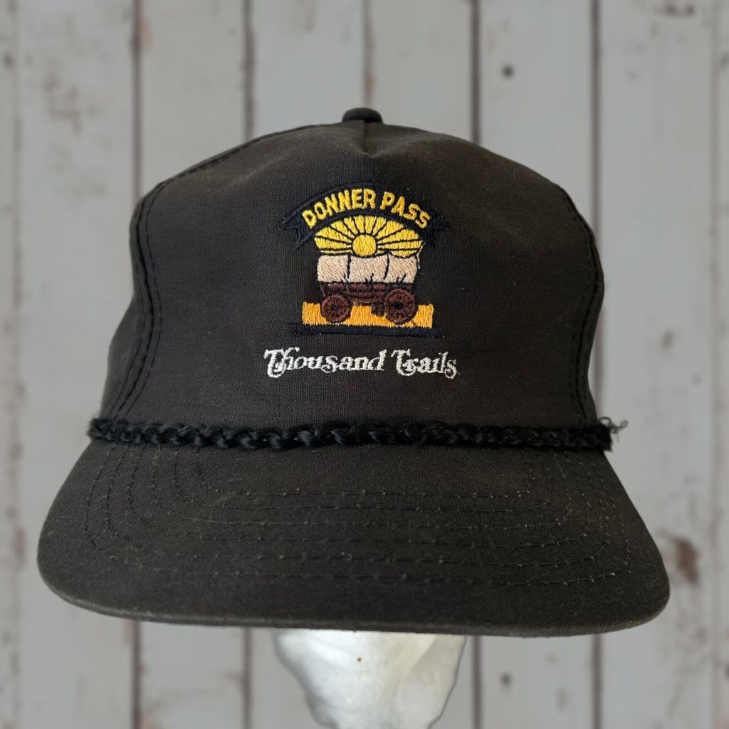 Rails VINTAGE Youngan Donner Pass Thousand Trails Snapback Hat Cowboy Western Trucker Hat Casual Men's One Size Black Cotton Adjustable USA 80s 90s Vintage Size ONE SIZE - 1 Thumbnail