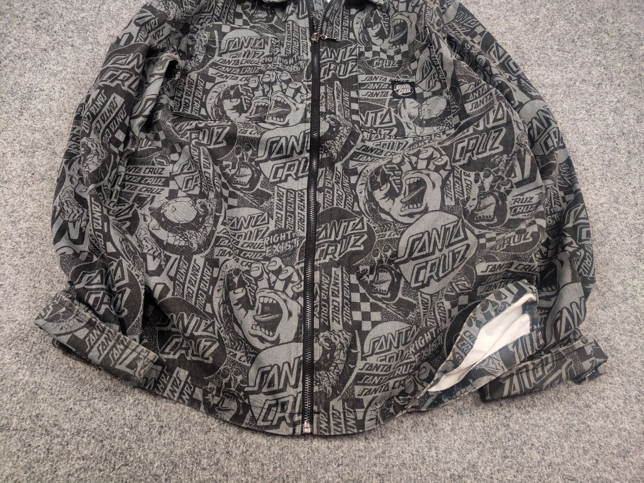 Santa Cruz Skateboards Santa Cruz El Jefe All-Over Pattern Long Sleeve Zip Jacket Size US L / EU 52-54 / 3 - 6 Thumbnail
