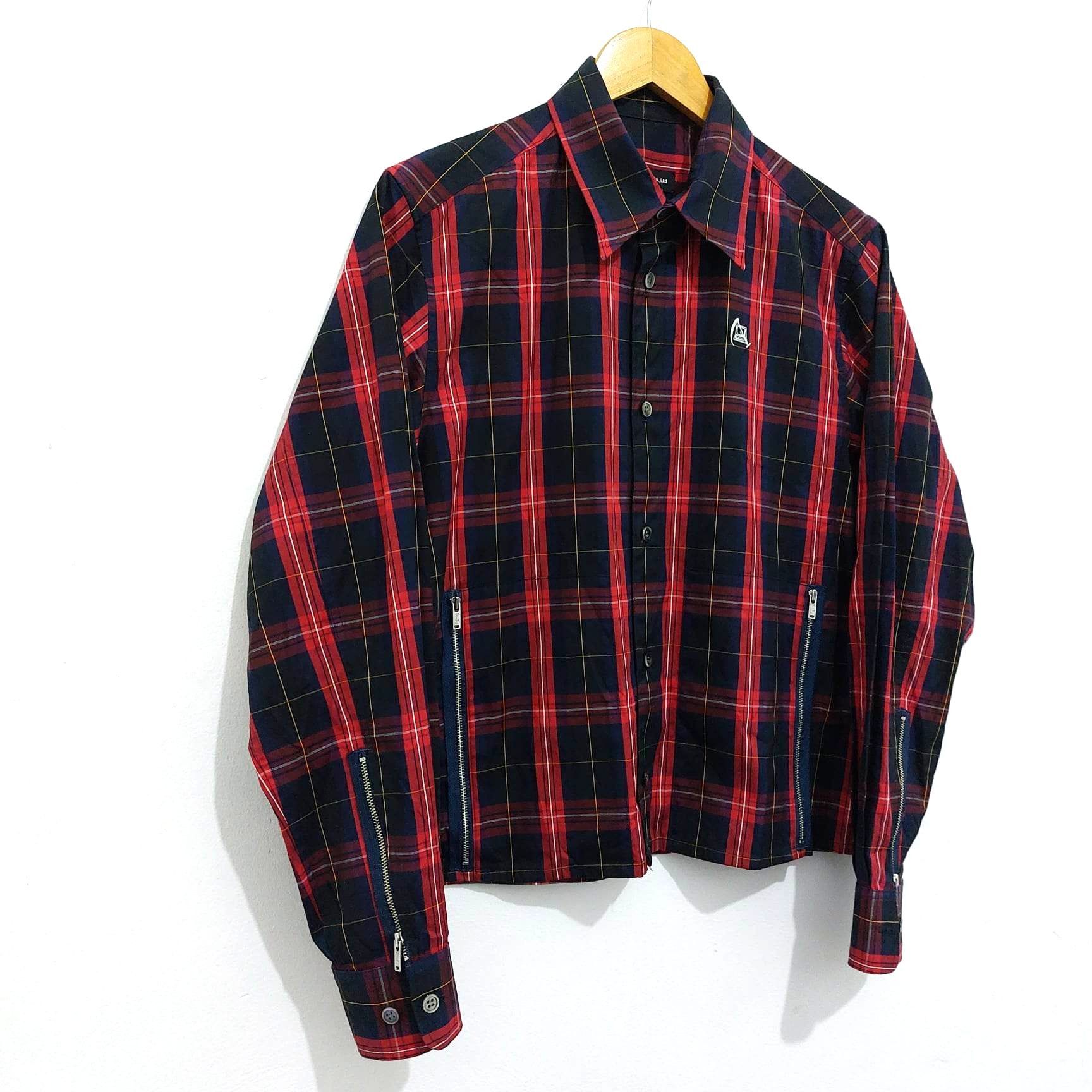 Undercover Undercover - S/S19 Bloody Geekers Button Up L/S Size US S / EU 44-46 / 1 - 4 Thumbnail