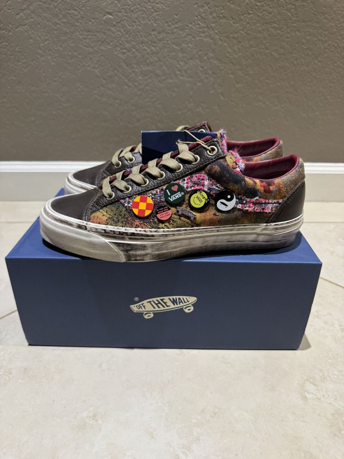 Vans NEW* Vans Souvenir 36 Size 8 NWT Chanel Bag Old Skool 36 Size US 8 / EU 41 - 4 Thumbnail