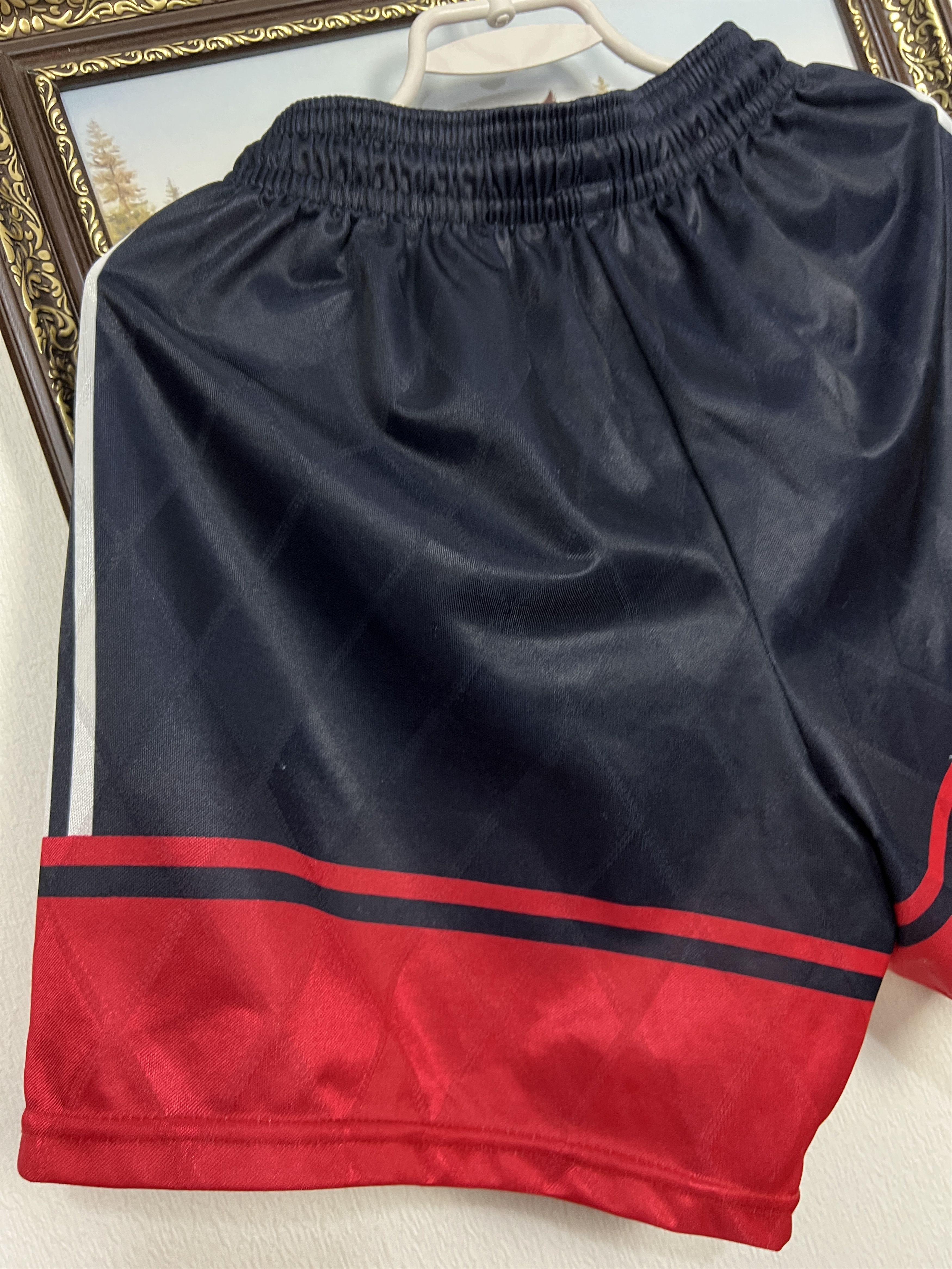 Adidas Vintage 90's Bayern Munich Football Shorts Soccer Athletic Size US 32 / EU 48 - 10 Thumbnail