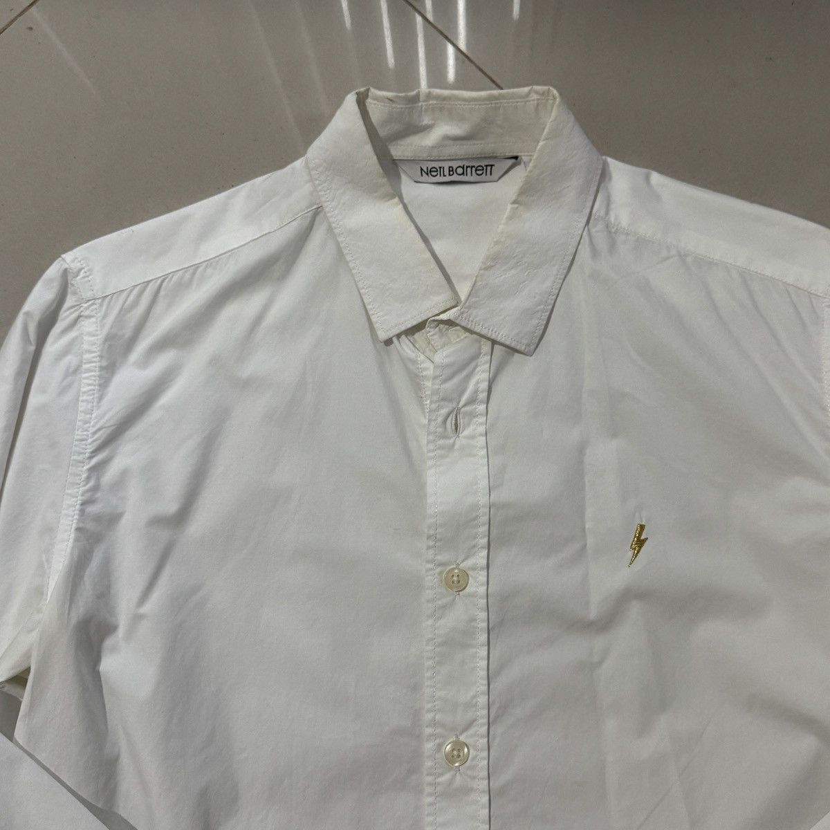 Neil Barrett DESIGNER NEIL BARRETT WHITE BUTTON UPS SHIRT Size US S / EU 44-46 / 1 - 3 Thumbnail