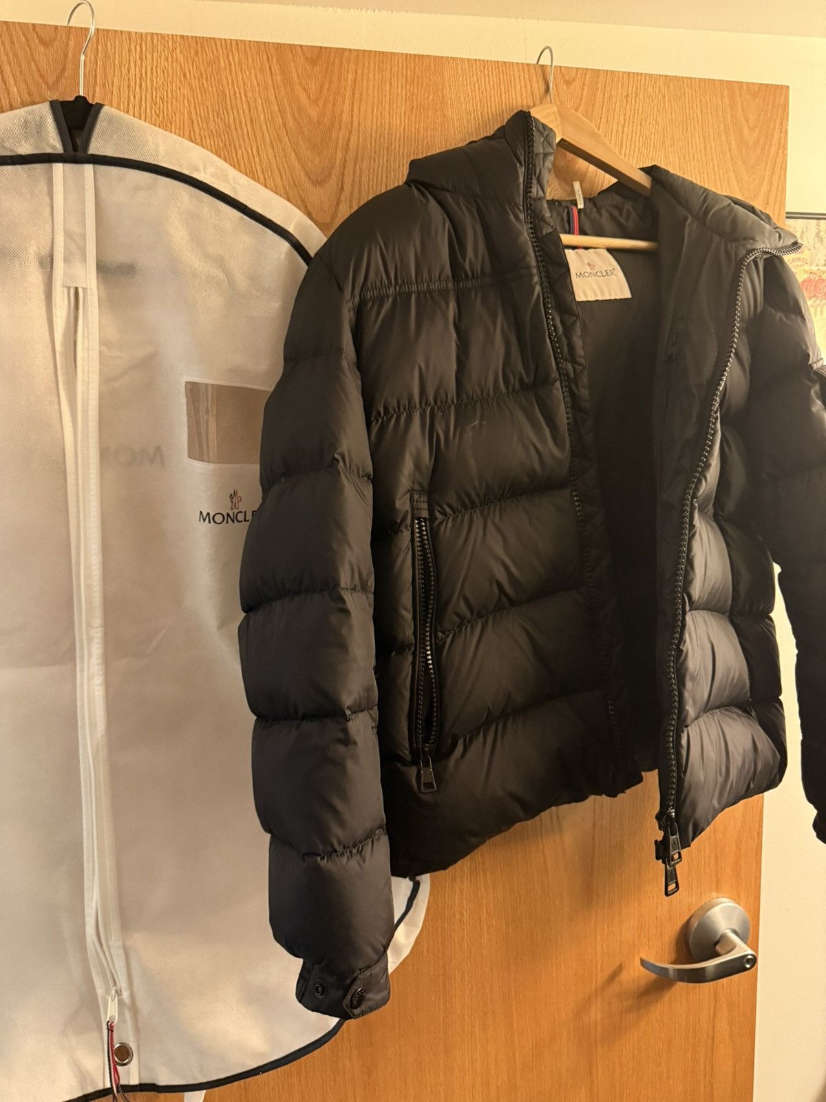 Moncler Moncler Short Down Jacket - Real Fur - Size 2 (M) Size US M / EU 48-50 / 2 - 2 Thumbnail