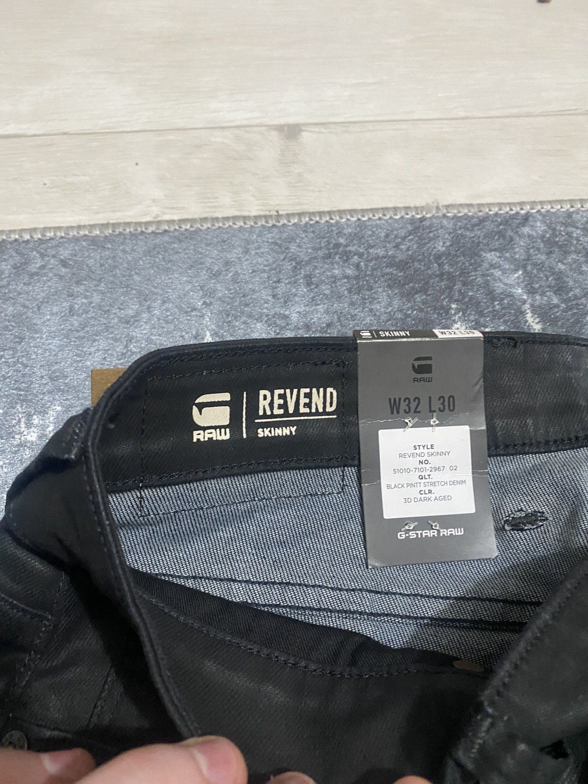 G-Star Revend Skinny Waxed Black with leather rings Size US 32 / EU 48 - 3 Thumbnail