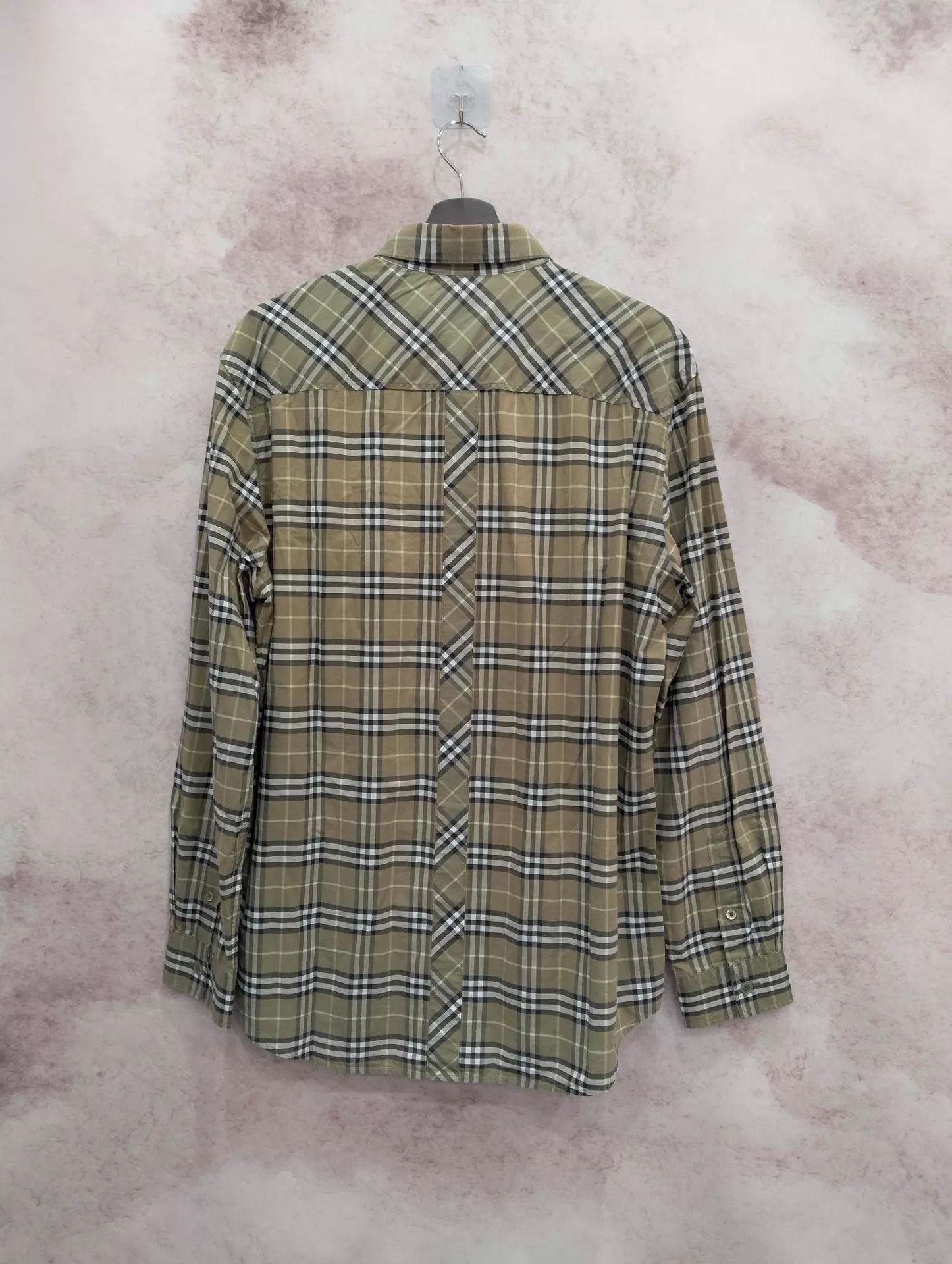 Burberry Burberry Classic Check Shirt L 95New Size US L / EU 52-54 / 3 - 2 Thumbnail