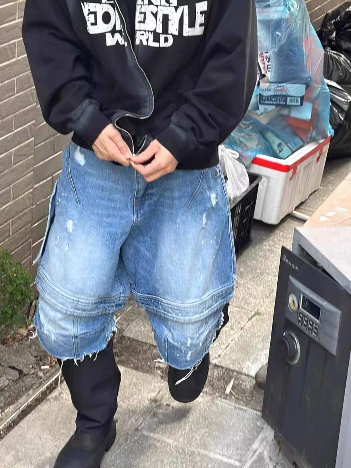 Other Black Destroyed Fringe Denim Cargo Jorts Size US 32 / EU 48 - 6 Thumbnail