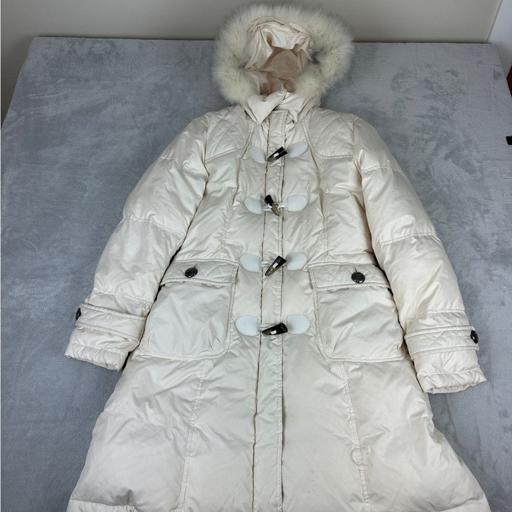 image of Burberry Blue Label Down Jacket Women’S Size 38 Eu in Cream/White, Women's