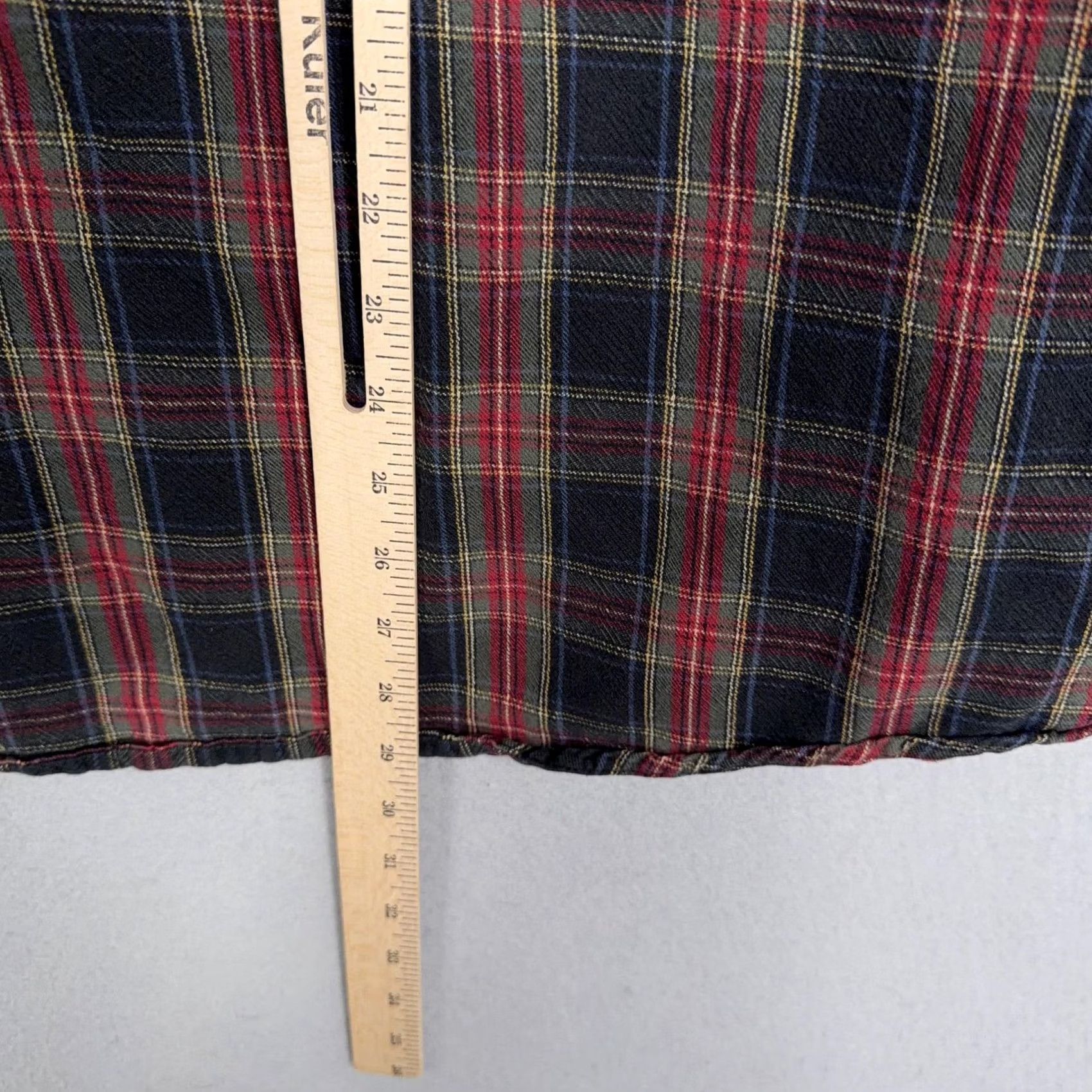 Vintage VINTAGE L.L. Bean Shirt Mens XL Plaid Flannel Button-Front Casual Outdoor Blue Red Size US XL / EU 56 / 4 - 5 Thumbnail