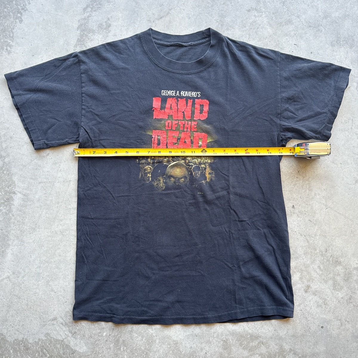 Vintage Vintage 2005 Land of the Dead black cotton Tee Size US M / EU 48-50 / 2 - 6 Thumbnail