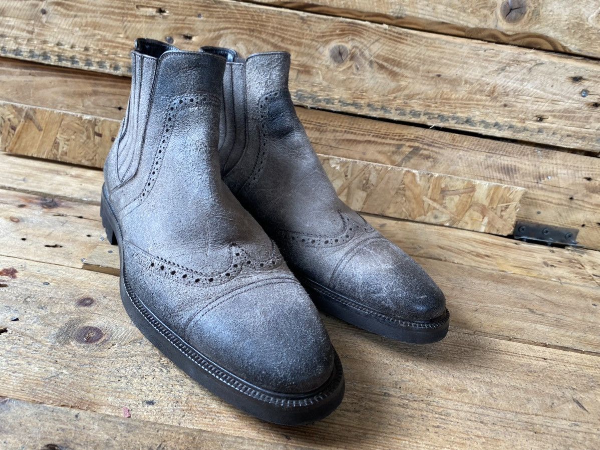 Dolce & Gabbana Dolce gabbana distressed suede gray chelsea boots Size US 10 / EU 43 - 8 Thumbnail