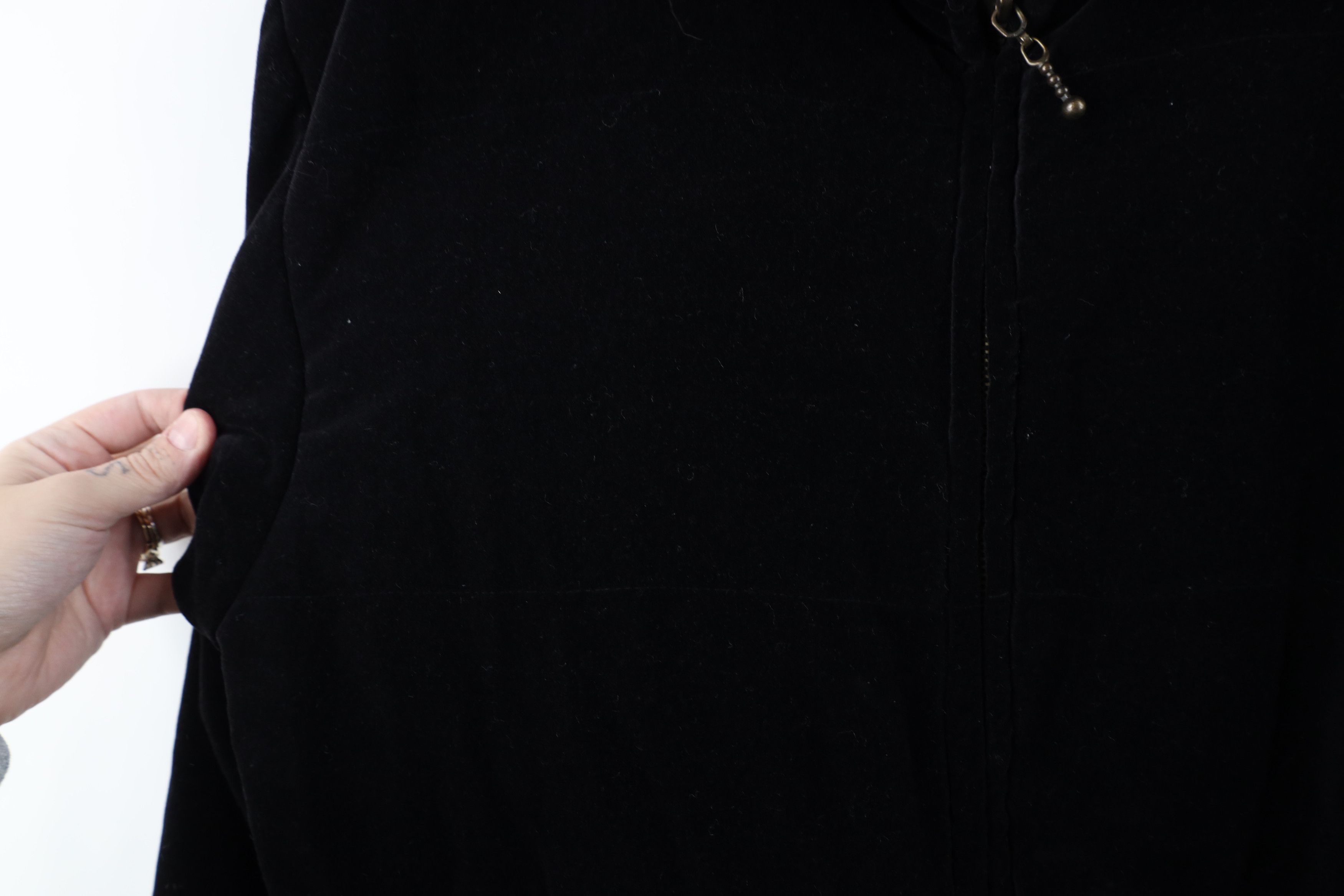 Vintage Vintage 90s Streetwear Velour Full Zip Puffer Jacket Black Size L / US 10 / IT 46 - 7 Thumbnail