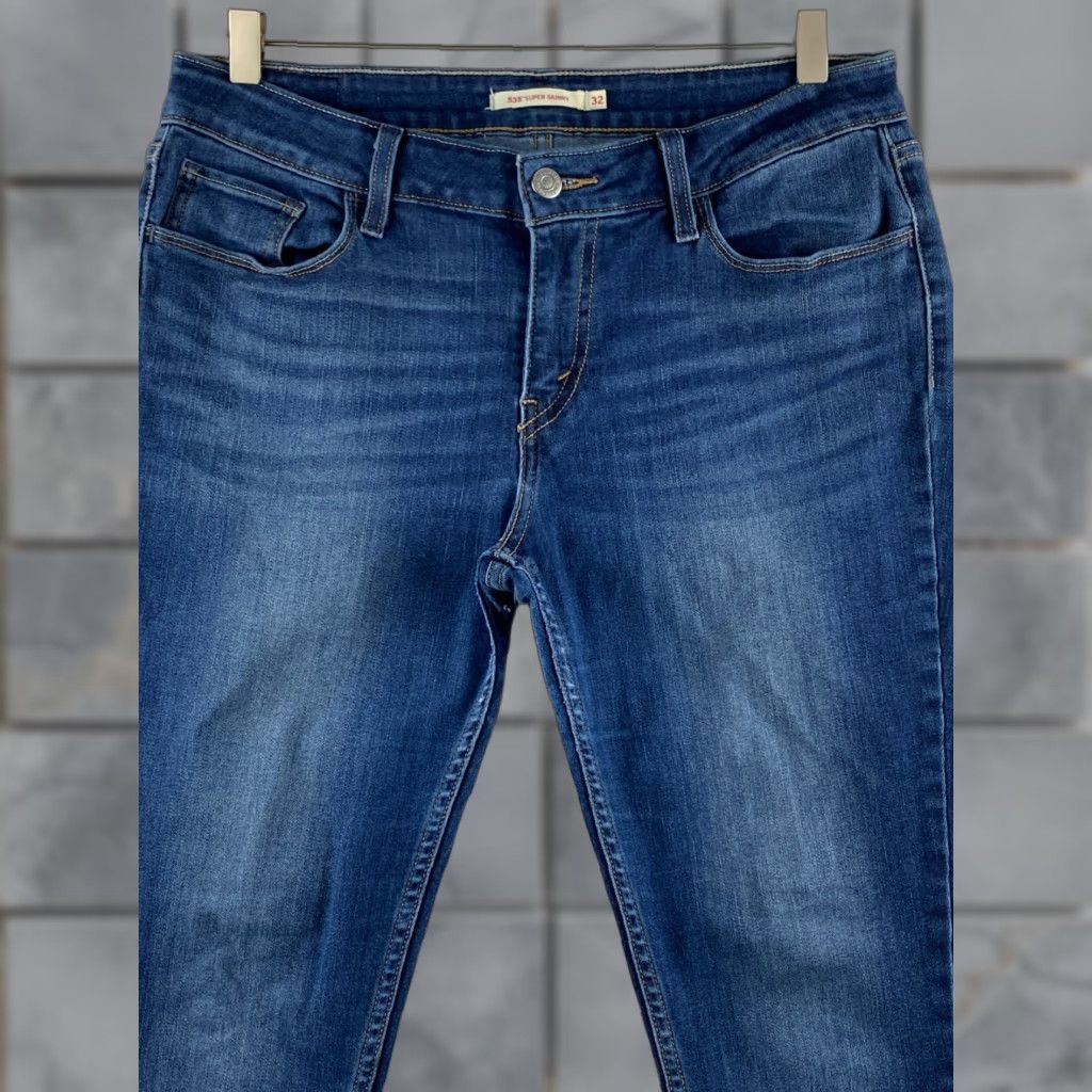 Levi's Levi's 525 Jeans Women 5-Pocket Denim Skinny Blue Dark Wash 32 Regular Stretch Pockets Logo Belt Loops Mid Rise Size 24" / US 00 / IT 34 - 1 Thumbnail