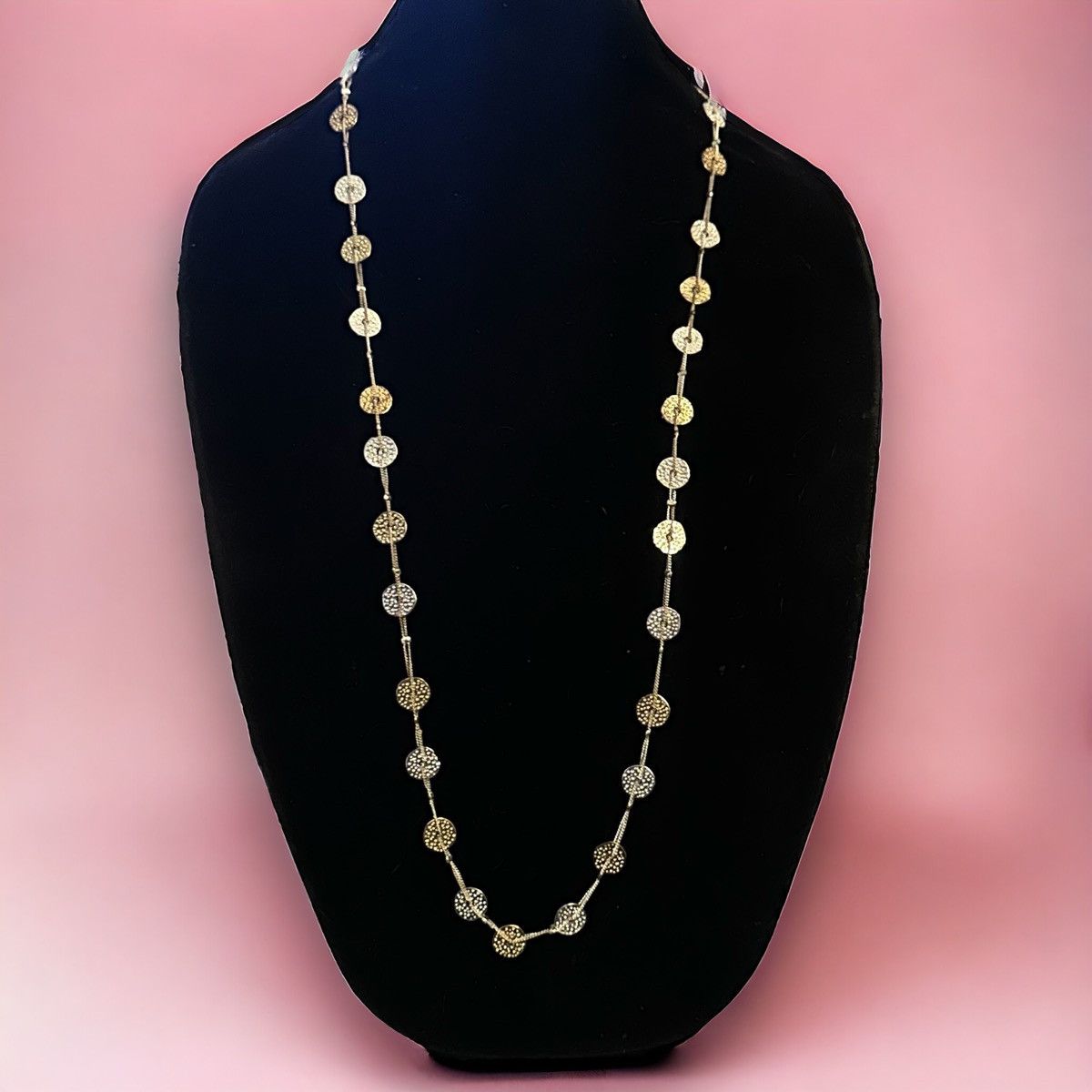 Other Long two tone stationed hammered disc necklace Size ONE SIZE - 1 Thumbnail