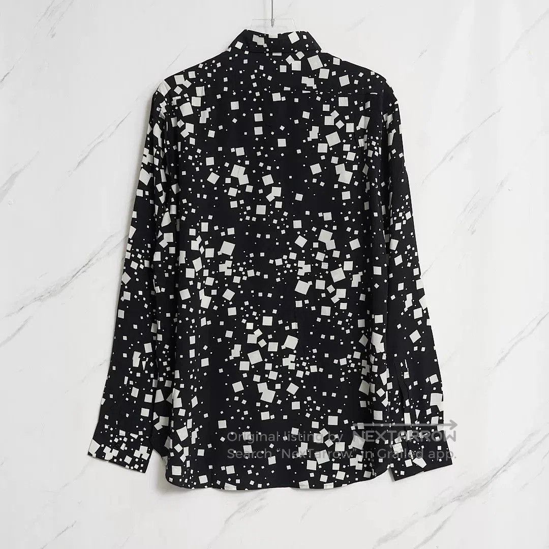 Saint Laurent Paris Saint Laurent Men's Square Collar Shirt. Size US XS / EU 42 / 0 - 4 Thumbnail