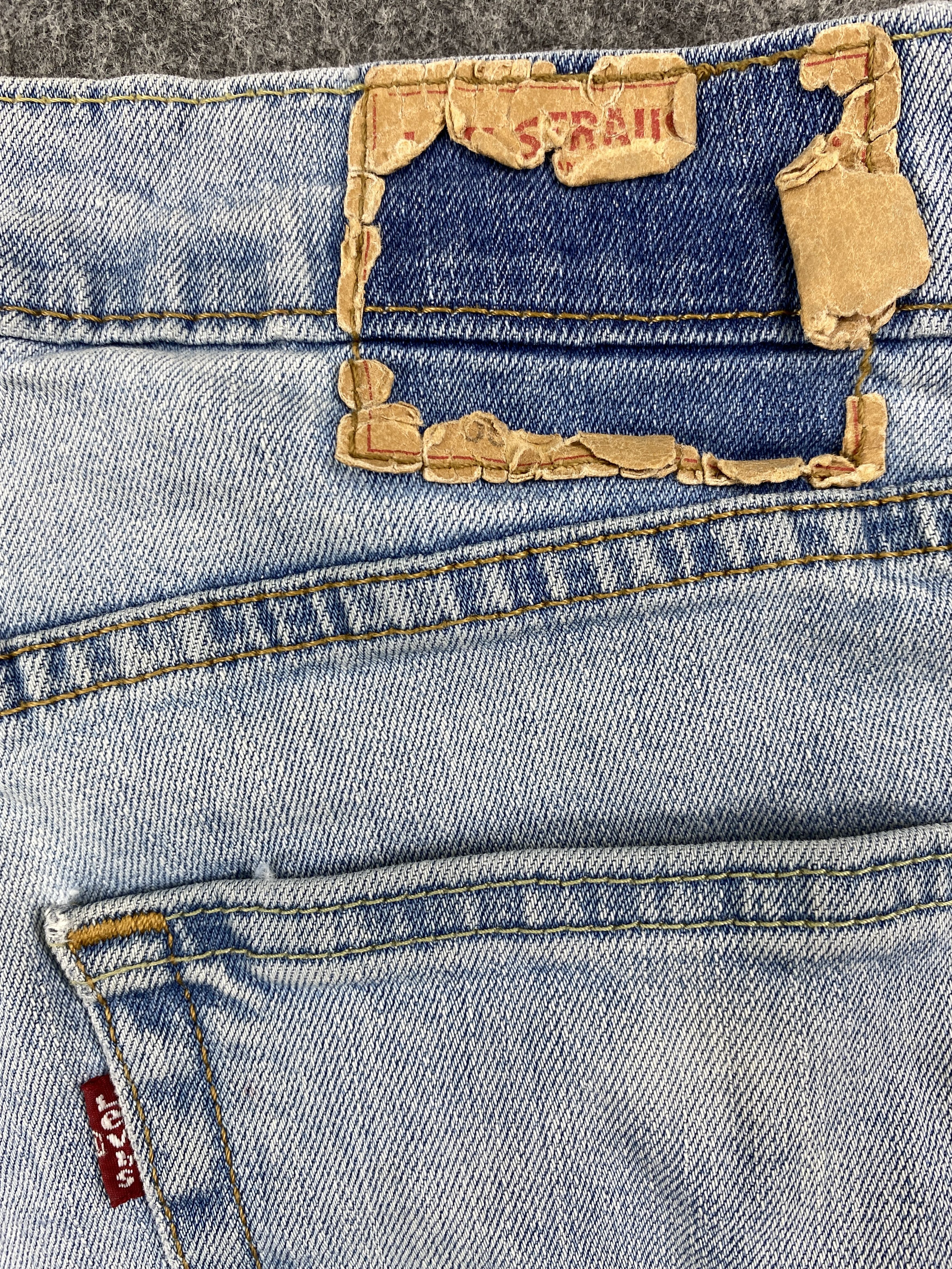 Levi's Light Blue Wash Vintage Levi's 30x28.5 Denim -SJ074 Size US 30 / EU 46 - 10 Thumbnail