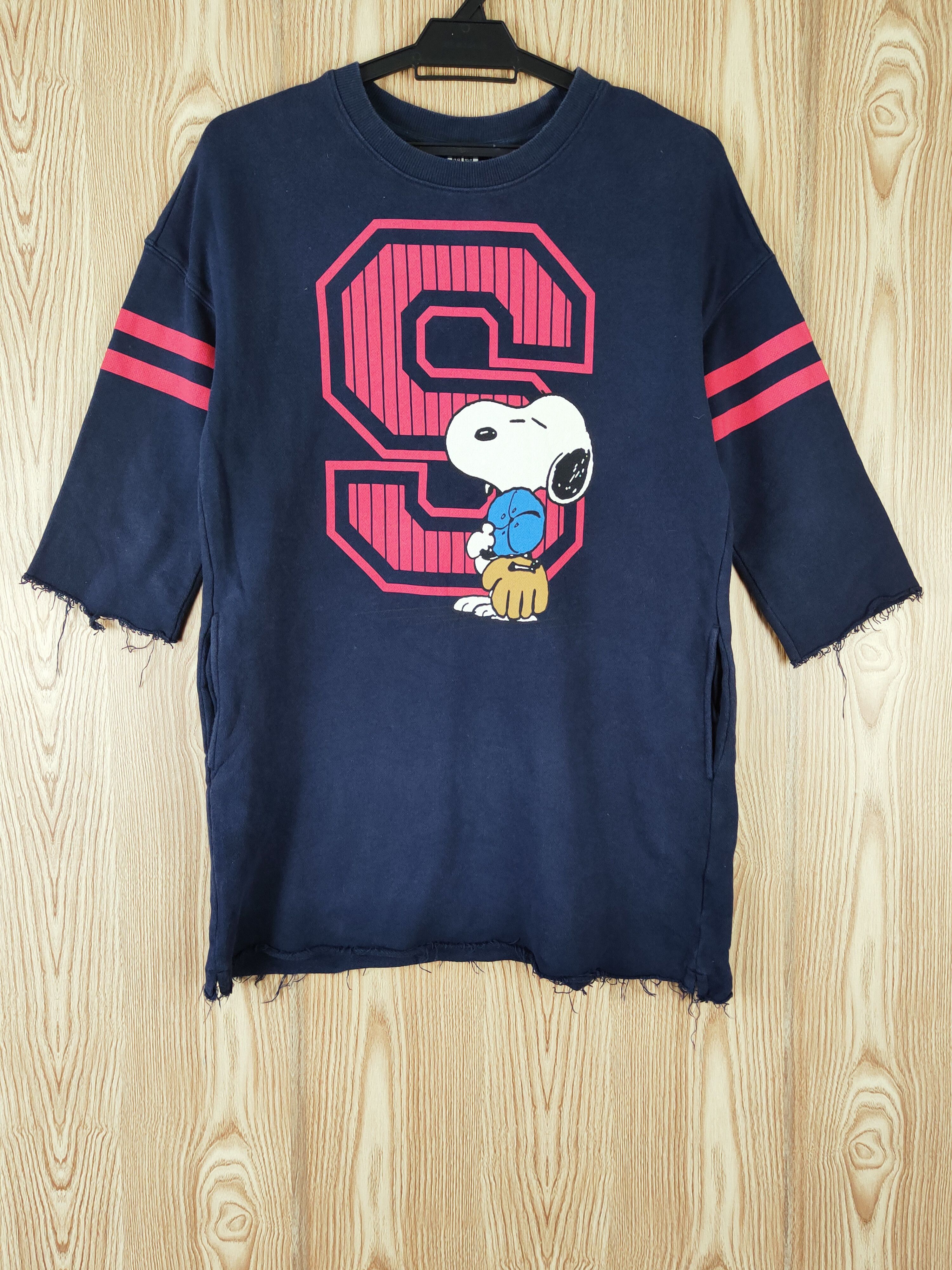 Japanese Brand × Peanuts × Vintage Uniqlo-Peanuts Navy Snoopy Sweatshirts #W174 Size S / US 4 / IT 40 - 1 Thumbnail
