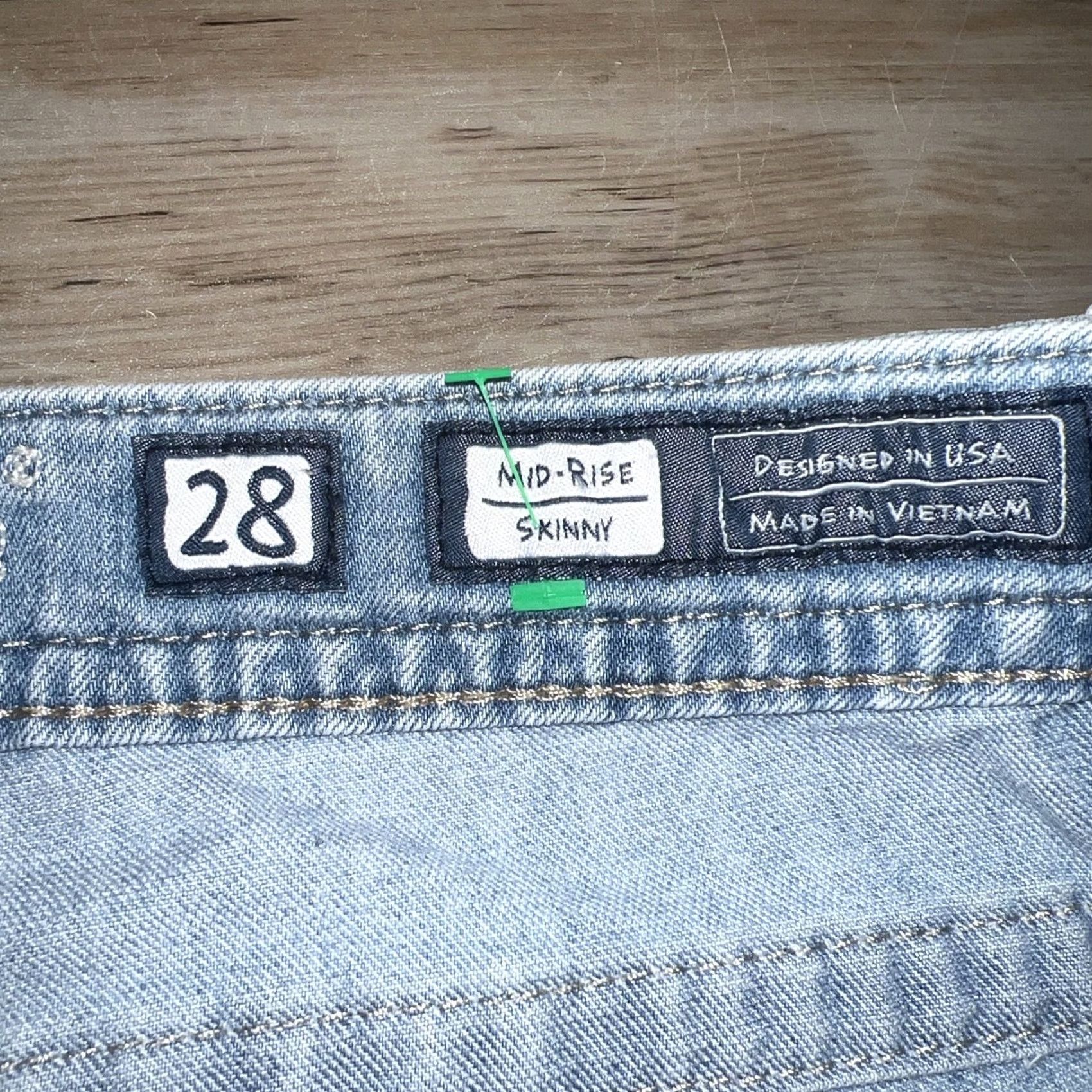 Miss Me Miss Me Jeans Womens Size 28 Mid Rise Skinny Button Fly Blue 30" Inseam Size 28" / US 6 / IT 42 - 5 Thumbnail