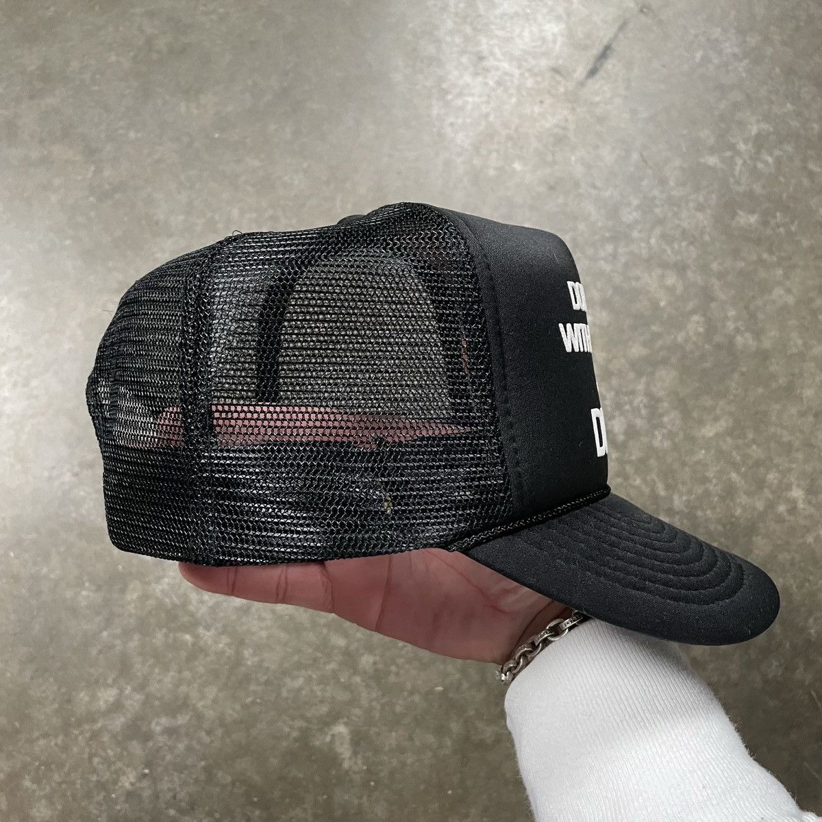 Vintage Vintage Funny Inappropriate Slogan Humor Trucker Hat Black Size ONE SIZE - 4 Thumbnail