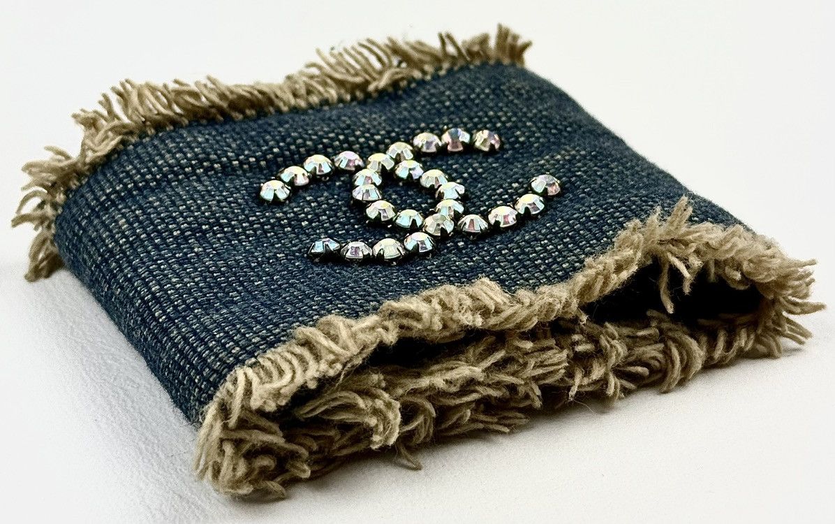 Chanel Chanel - Karl - FW/01 - Denim - Rhinestone - CC - Logo Cuff Size ONE SIZE - 7 Thumbnail