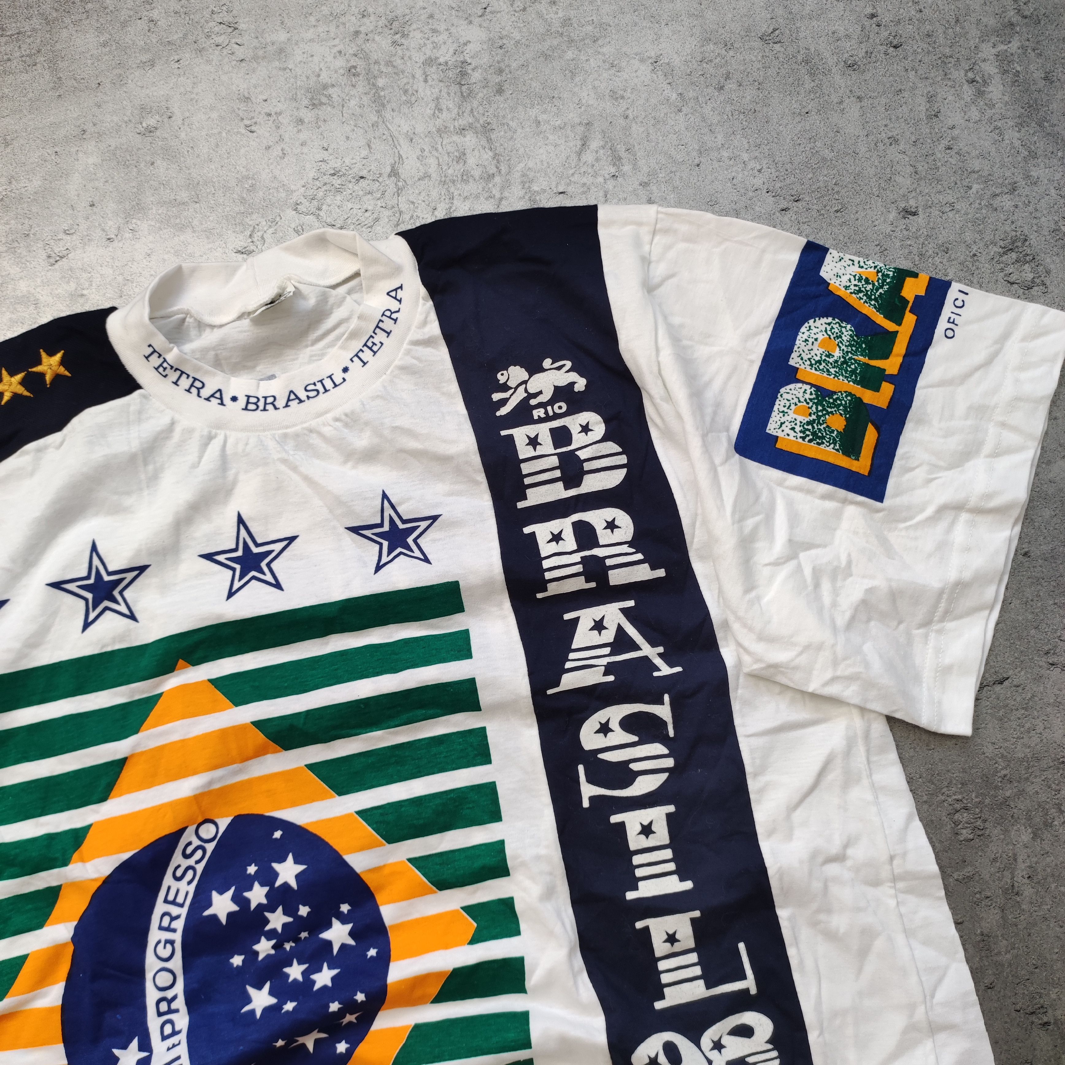 Vintage Vintage Football World Cap 1998 Brazil RIO France Tee Size US L / EU 52-54 / 3 - 4 Thumbnail