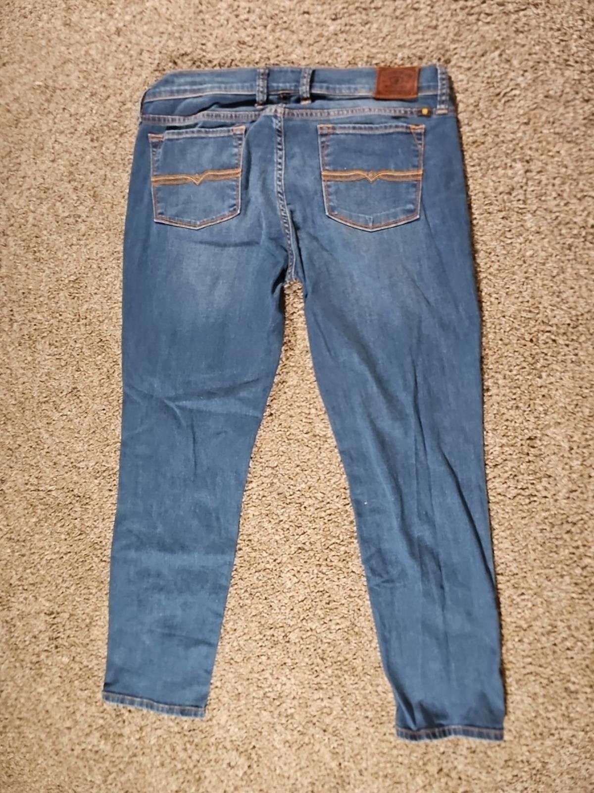 Lucky Brand Lucky Brand 10/30 Charlie Capri Jeans Size 32" / US 10 / IT 46 - 6 Thumbnail