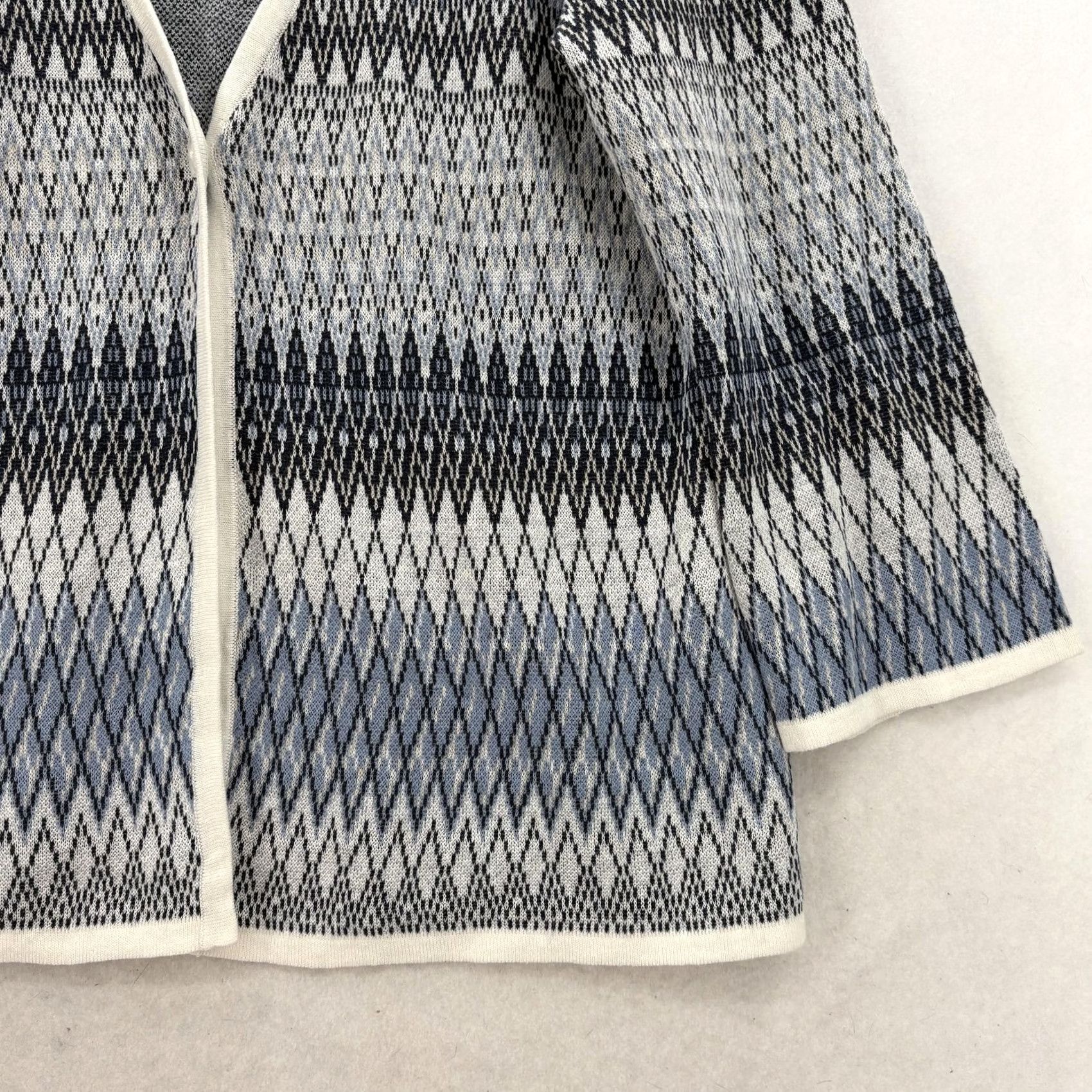 Pendleton Pendleton Cardigan Sweater Womens Medium Blue Geometric 3/4 Sleeve Linen Cotton Knit Vest Style Casual Womens Size M / US 6-8 / IT 42-44 - 2 Thumbnail