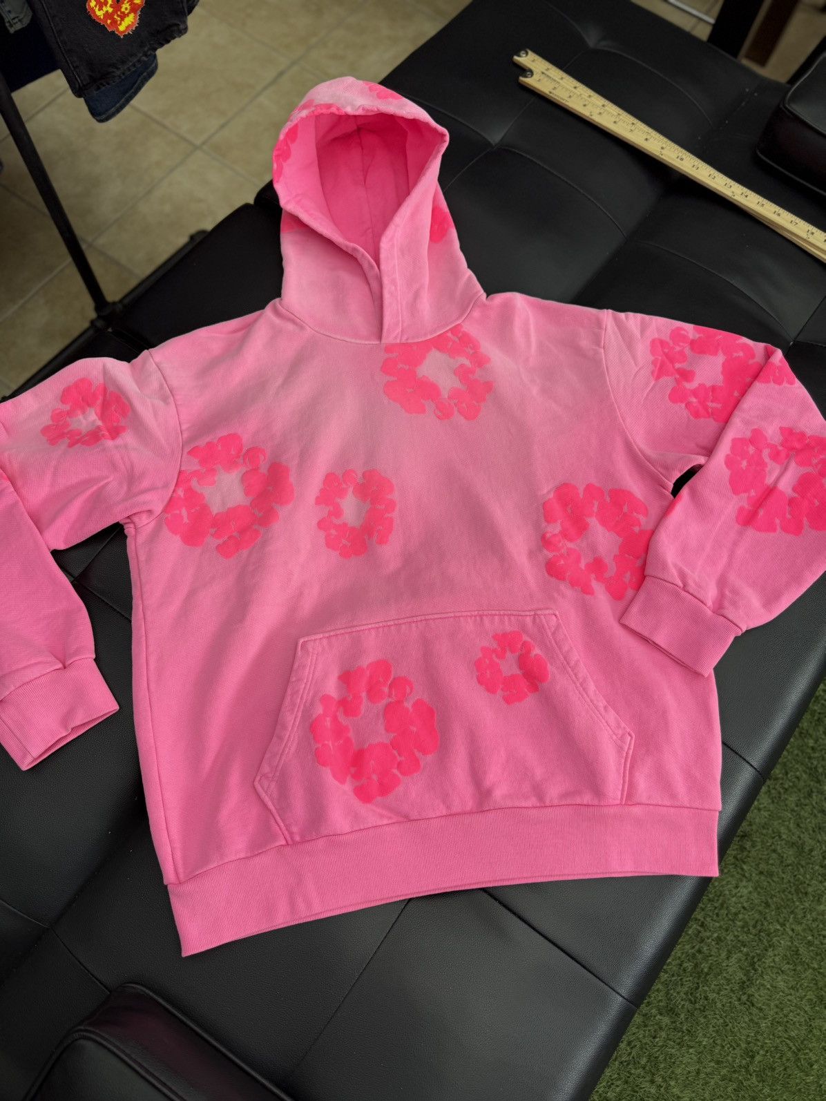DENIM TEARS Denim Tears Pink 2025 Cotton Wreath Hoodie L (NEW) Size US L / EU 52-54 / 3 - 3 Thumbnail