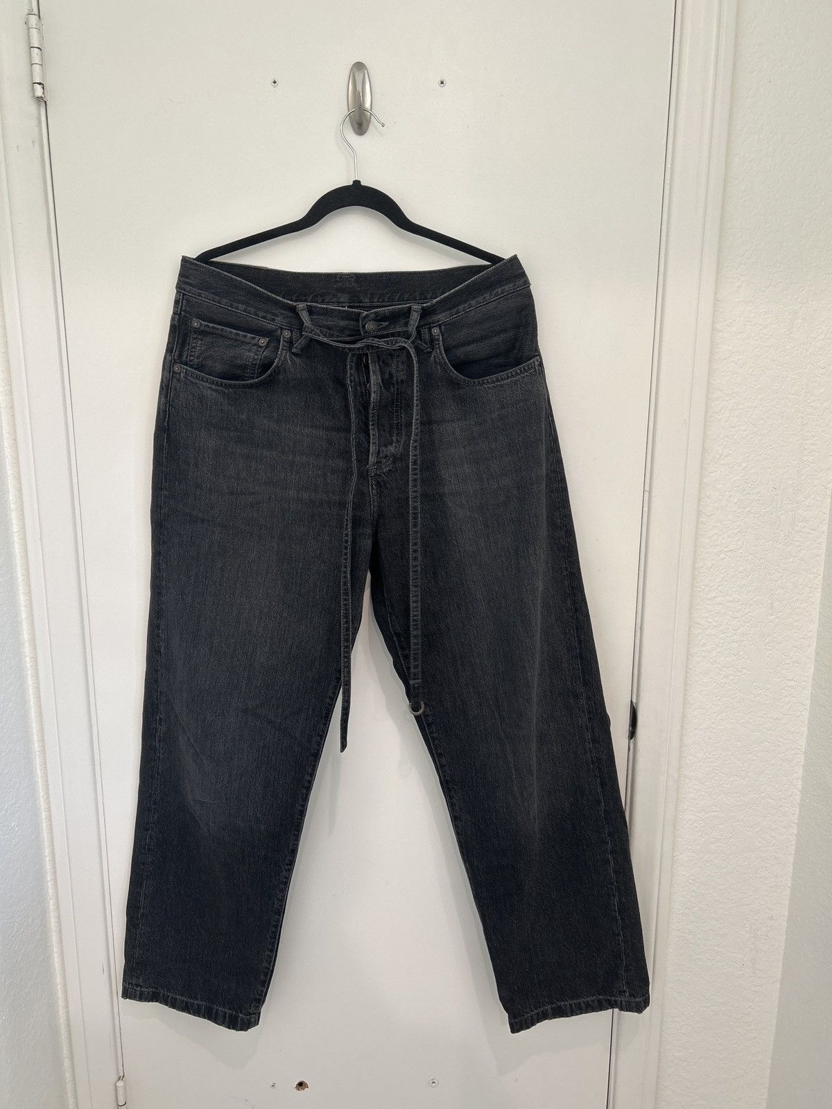 Acne Studios Acne studios 1991 loose fit black wash jeans Size US 32 / EU 48 - 1 Thumbnail