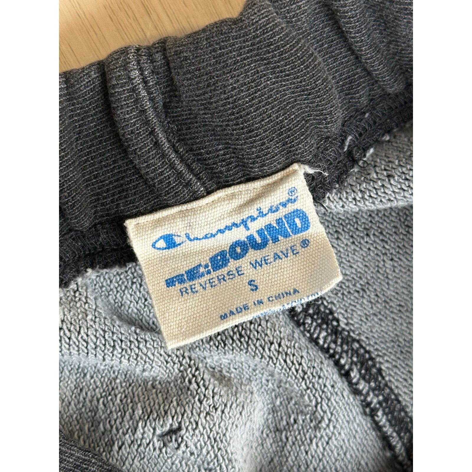 Champion Champion Reverse Weave Black Sweatpant - Size S - Mint Size US 27 - 6 Thumbnail