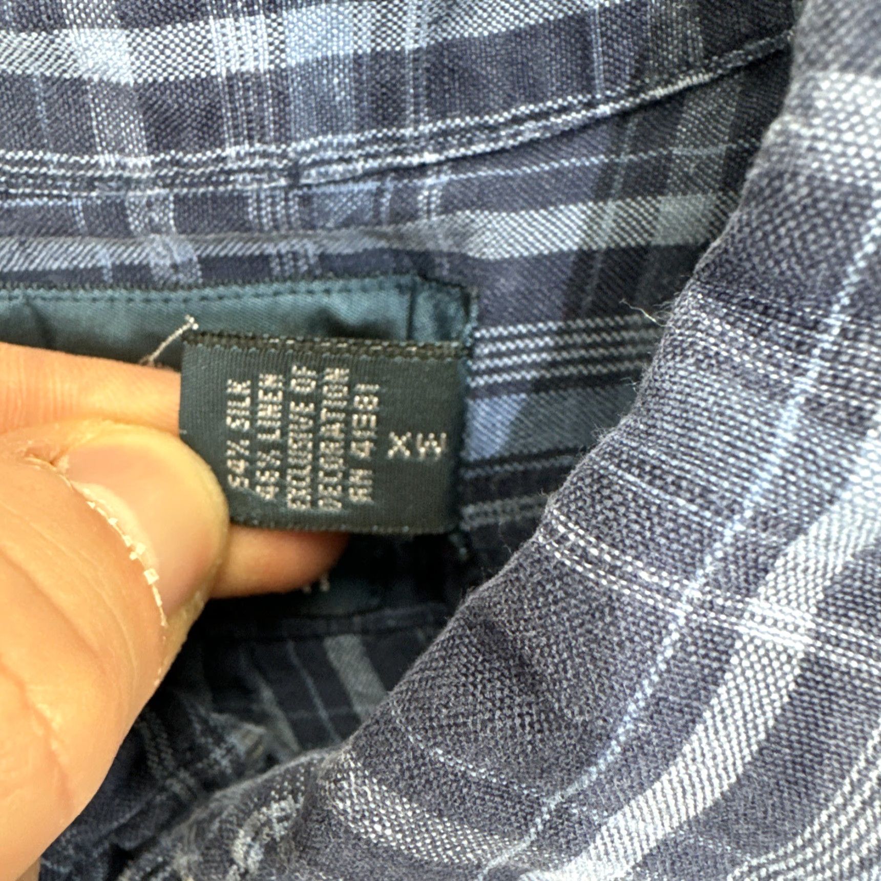 Ralph Lauren VINTAGE Ralph Lauren Shirt Men XL Plaid Button-Up Navy Silk Linen Custom Fit XL Blue 90s Preppy Designer Classic Casual Business Travel Button-Down Size US XL / EU 56 / 4 - 3 Thumbnail