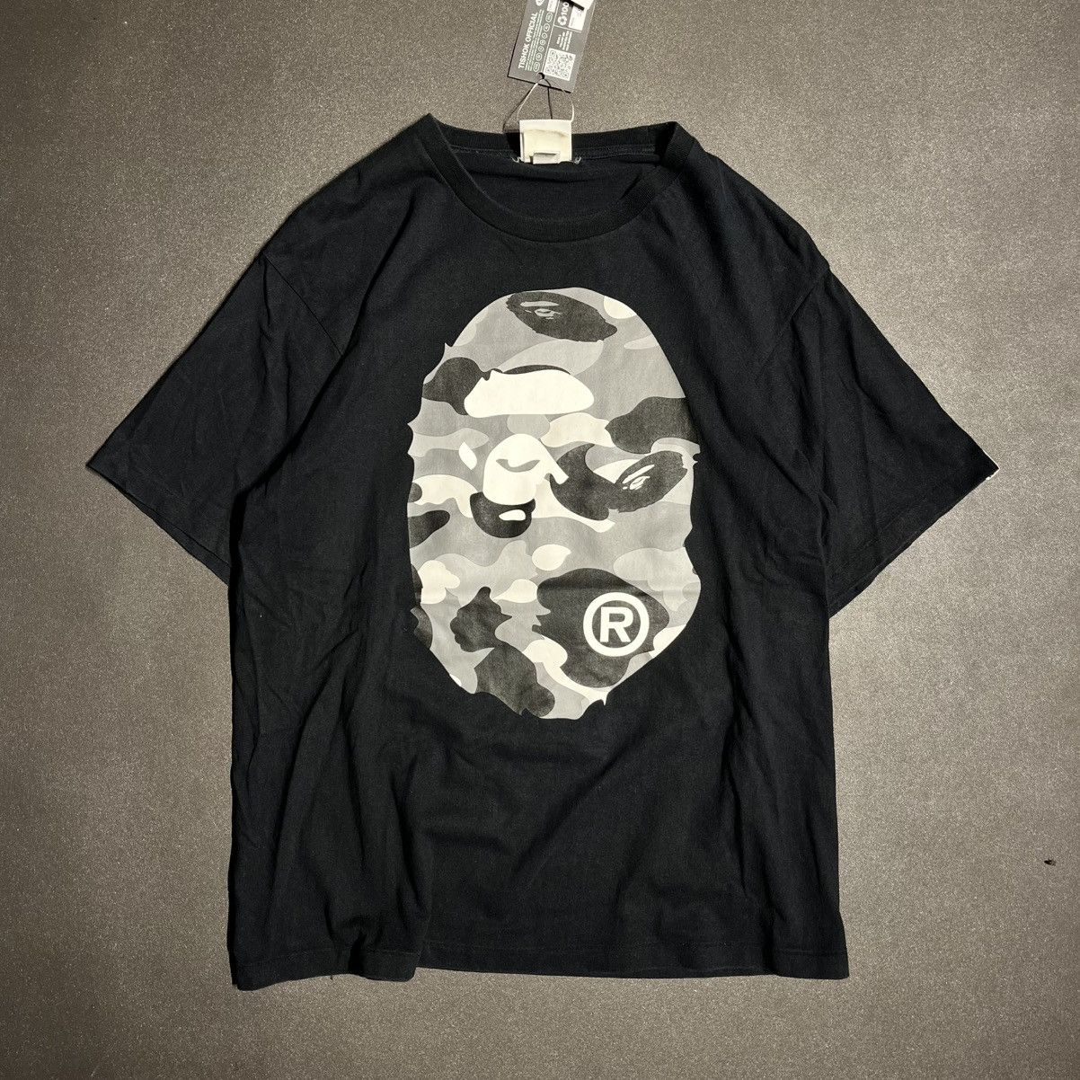 Bape Bape 1st Camo Big Head Tee Size US L / EU 52-54 / 3 - 1 Thumbnail