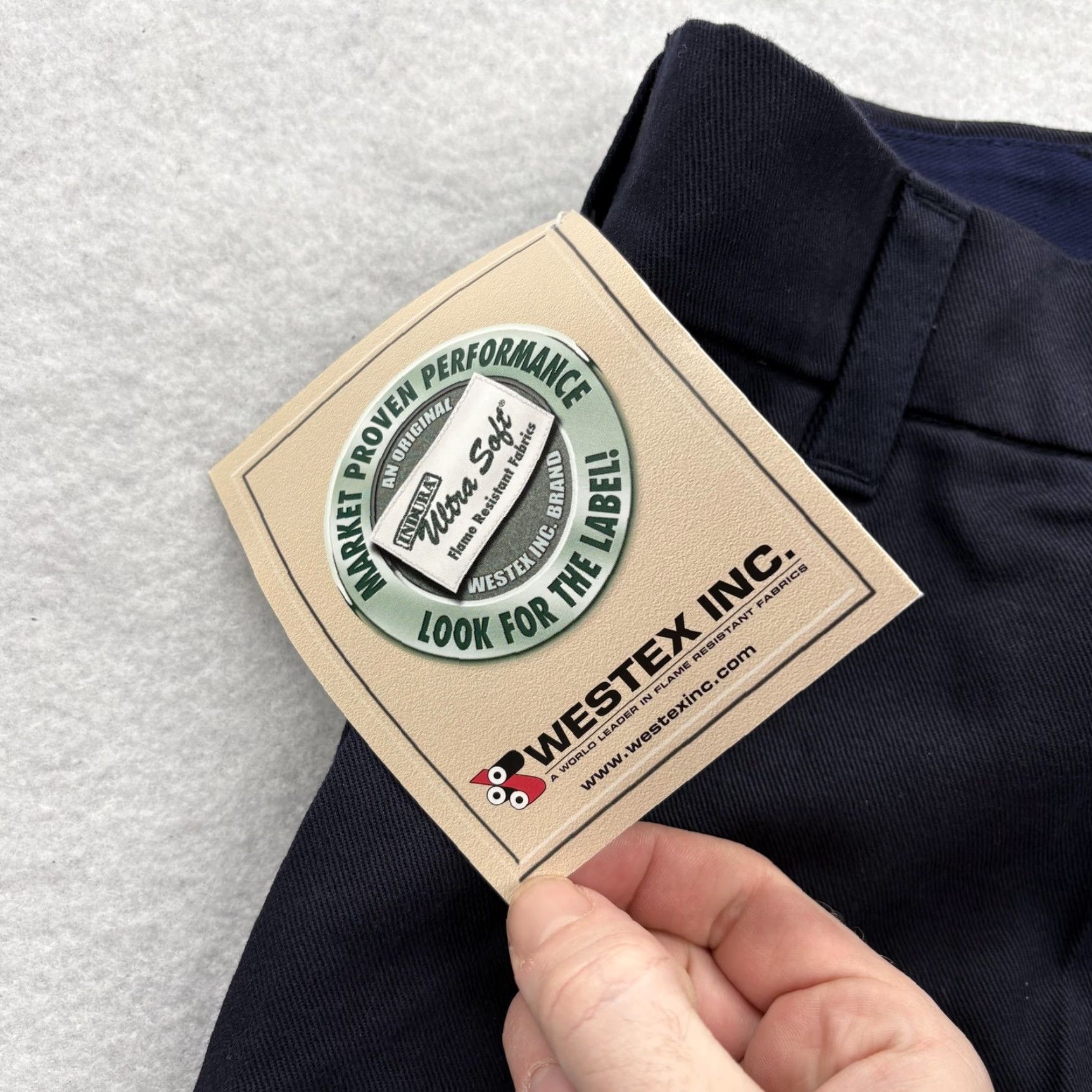 Vintage Fyrban Flame Resistant Work Pants Mens 36 Blue Indura Ultra Soft FR HRC2 NWT Pants Mens Blue 36 Flame-Resistant Workwear Chino Flat Front Pockets Logo Size US 36 / EU 52 - 3 Thumbnail