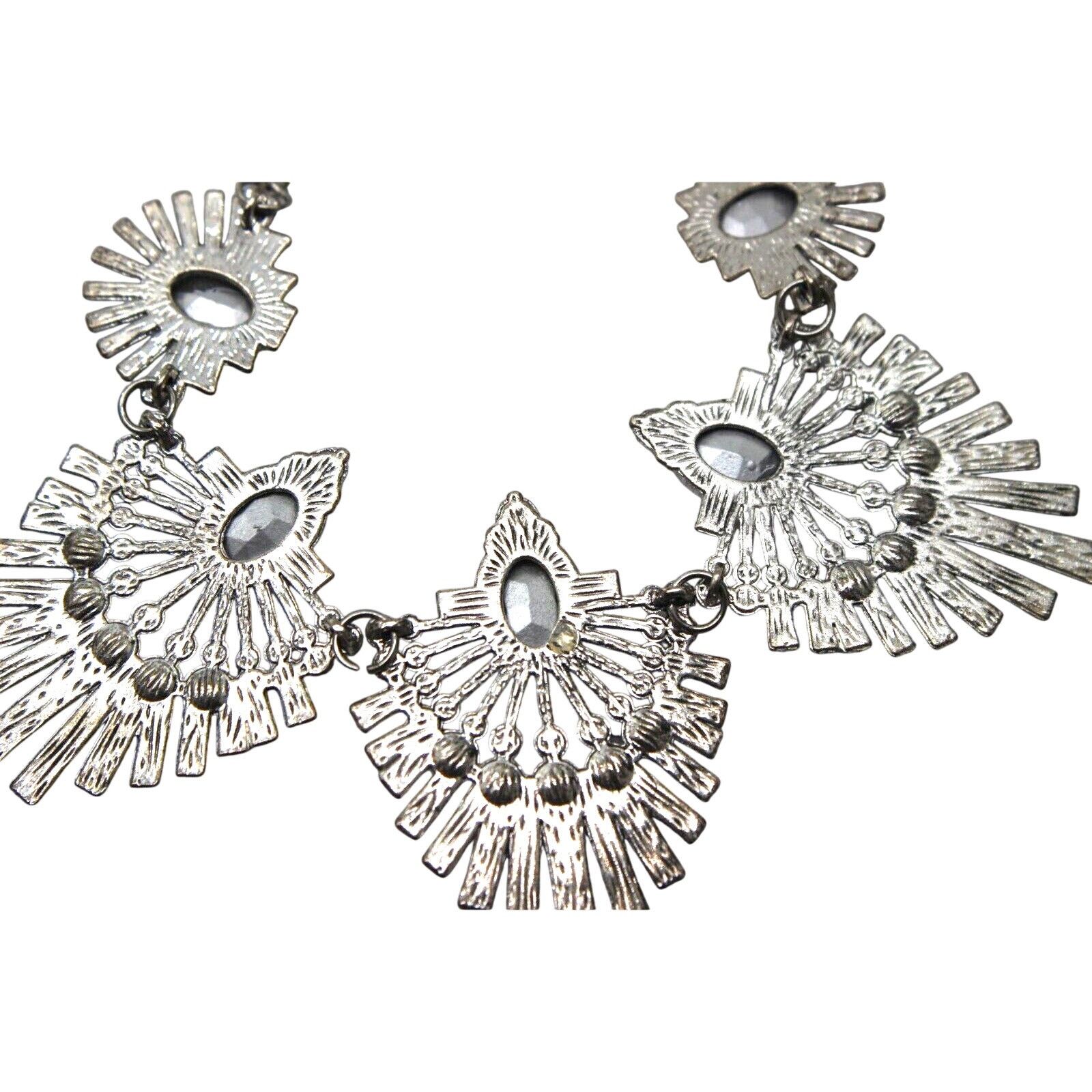 Other Vintage Statement Necklace • Big Rhinestone Silvertone Fans Size ONE SIZE - 3 Thumbnail