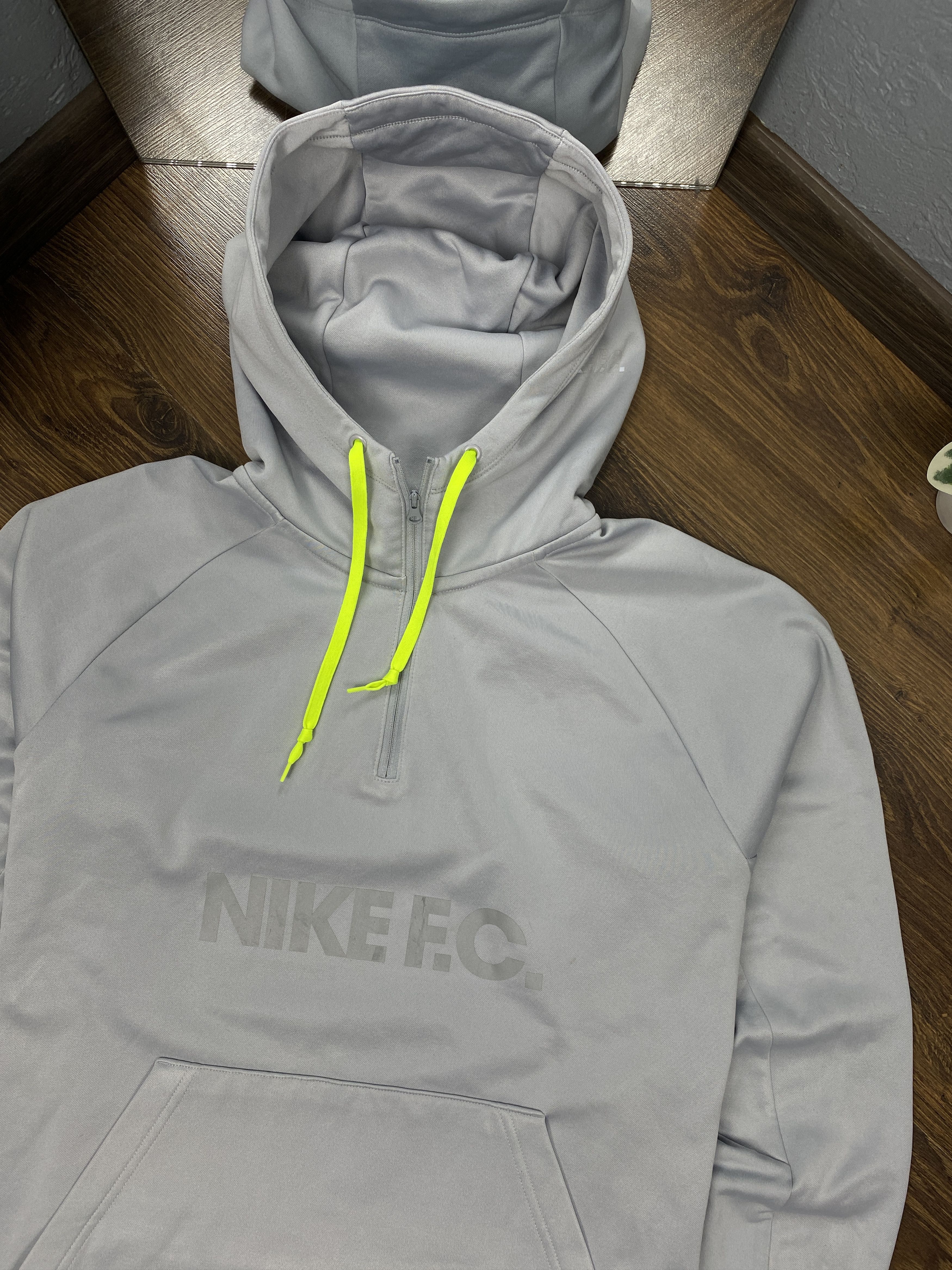 Nike Nike F.C. Mens Hoodie Size US L / EU 52-54 / 3 - 2 Thumbnail