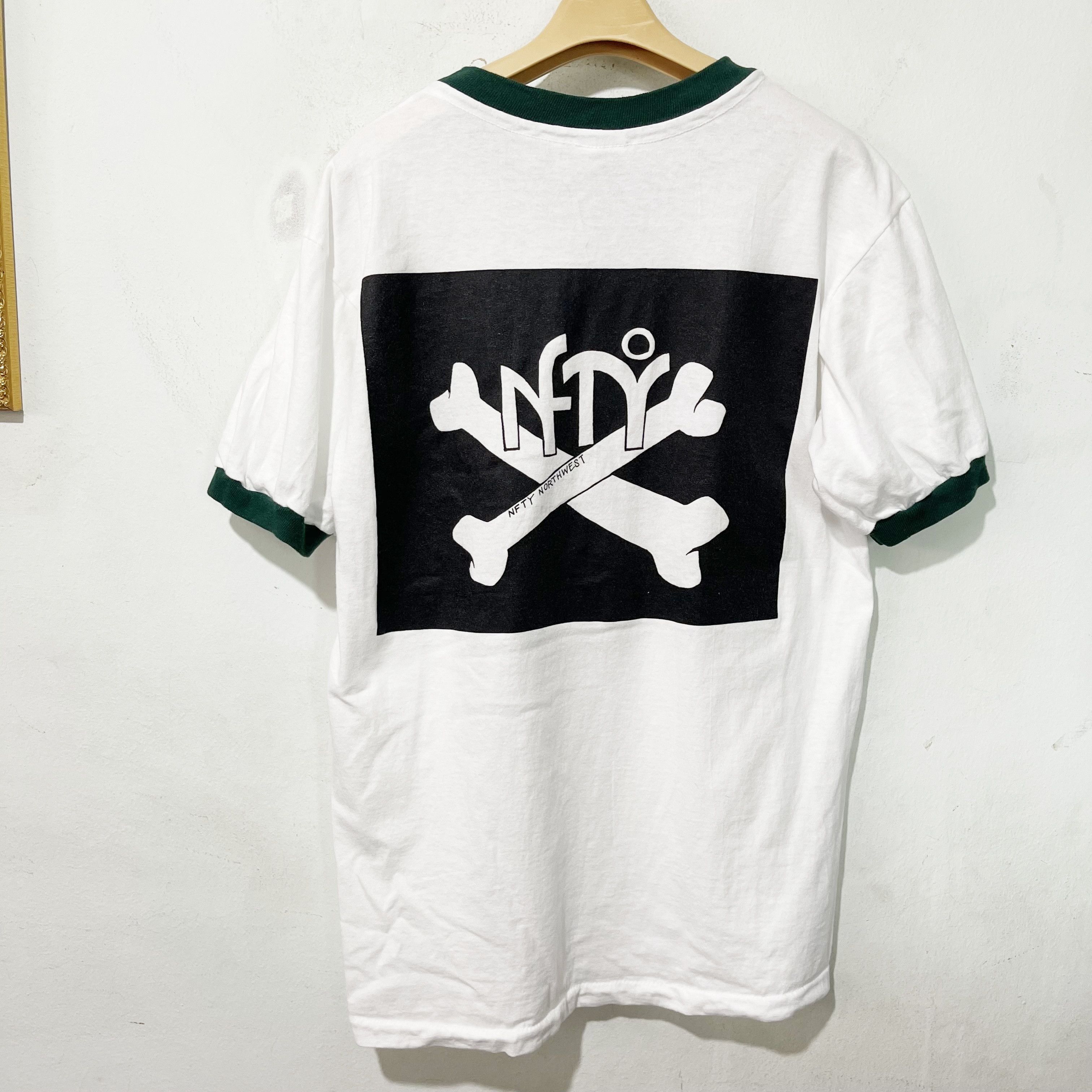 Vintage Vintage 90s Pirate Vancouver Comics Ringer Tee Size US M / EU 48-50 / 2 - 3 Thumbnail