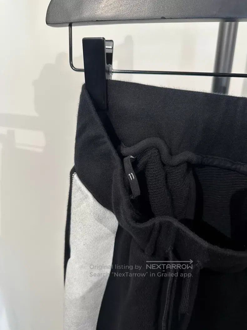 Boris Bidjan Saberi Boris Bidjan Saberi Size M 11by bbs P3 printed jogger sweat Size US 30 / EU 46 - 6 Thumbnail