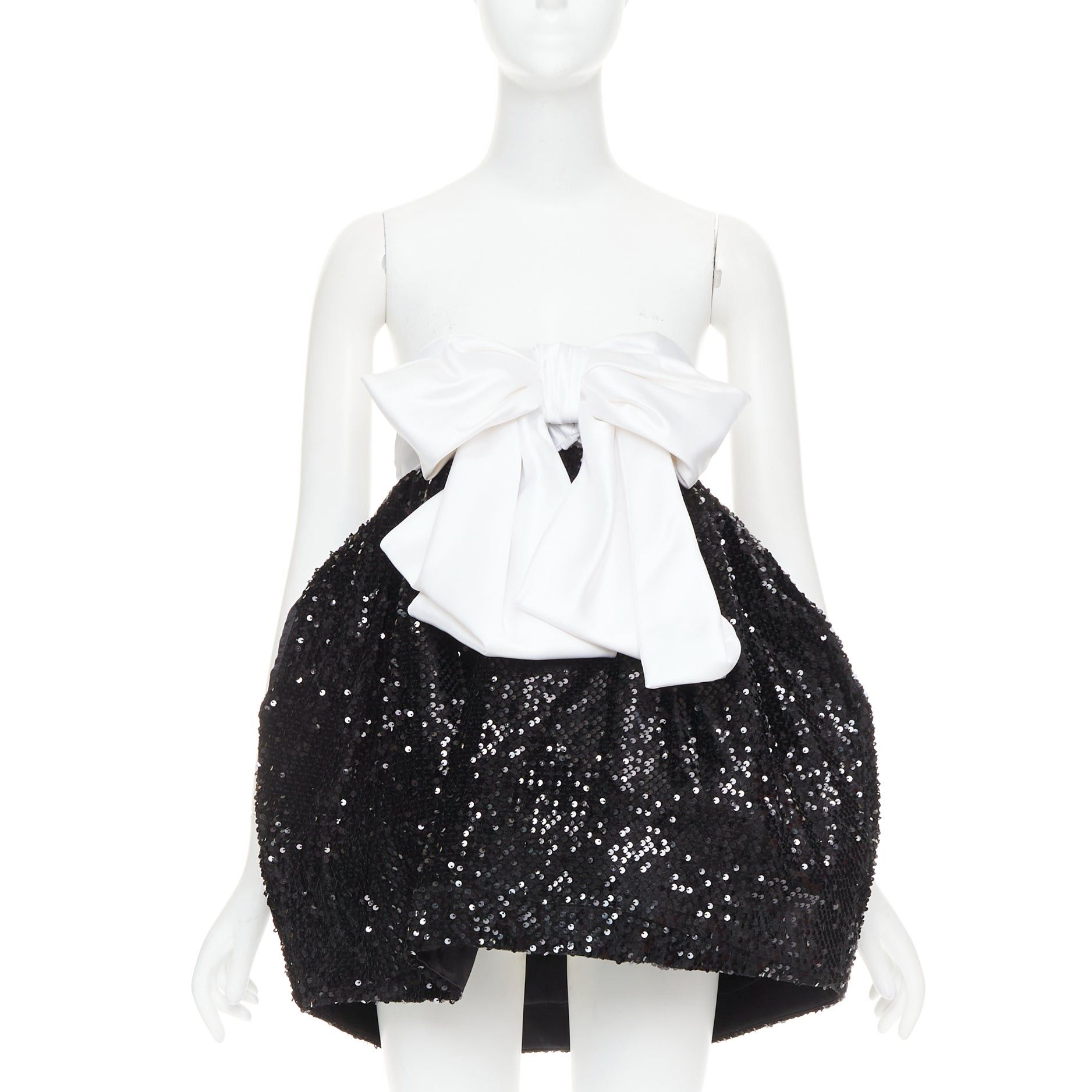 Alexandre Vauthier ALEXANDRE VAUTHIER SS2019 Runway white satin bow black sequin pouf mini dress Size S / US 4 / IT 40 - 1 Thumbnail