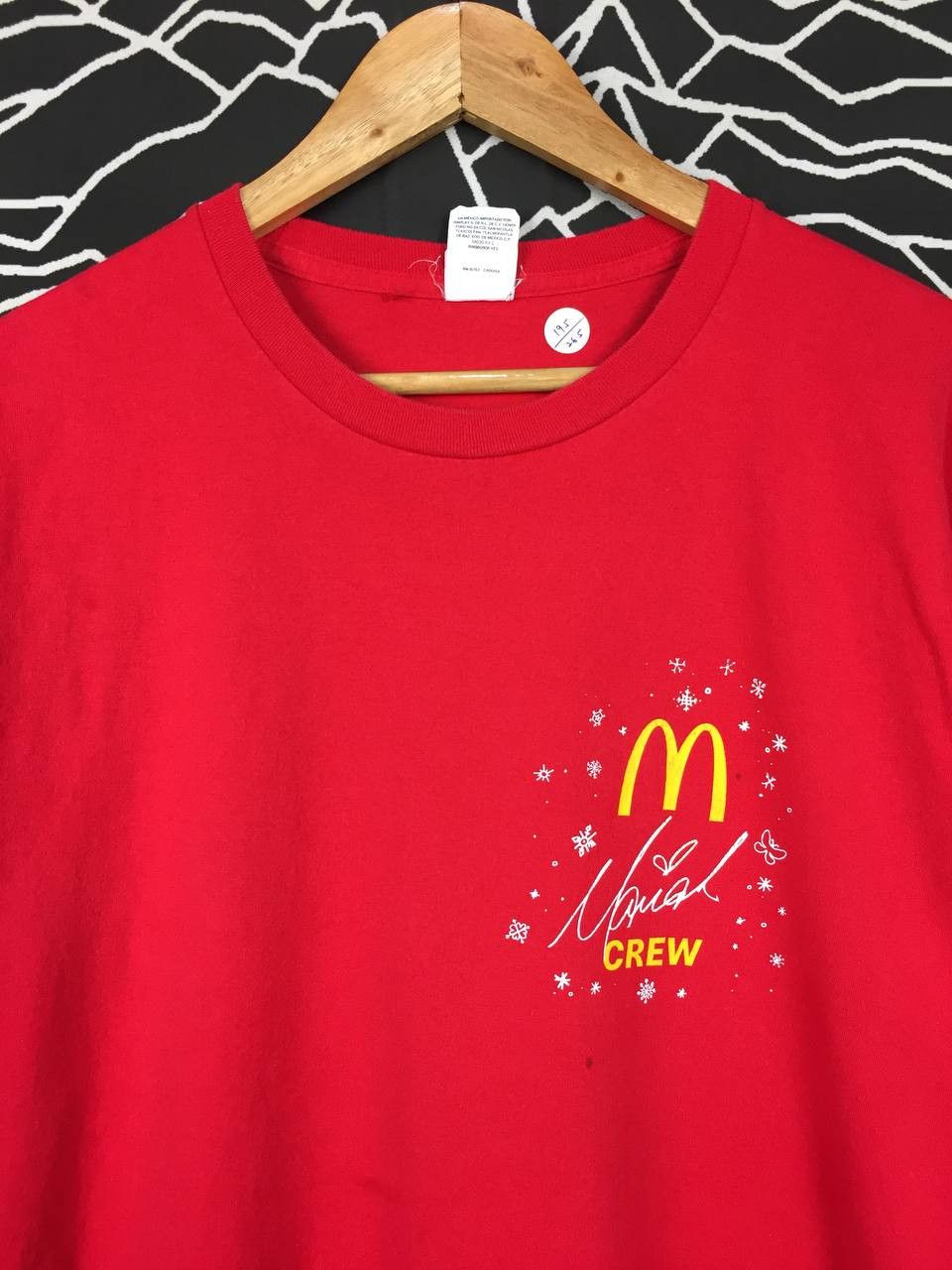 Band Tees × Rap Tees McDonald's Crew Mariah Carey Christmas Menu Promo Tee Size US M / EU 48-50 / 2 - 3 Thumbnail