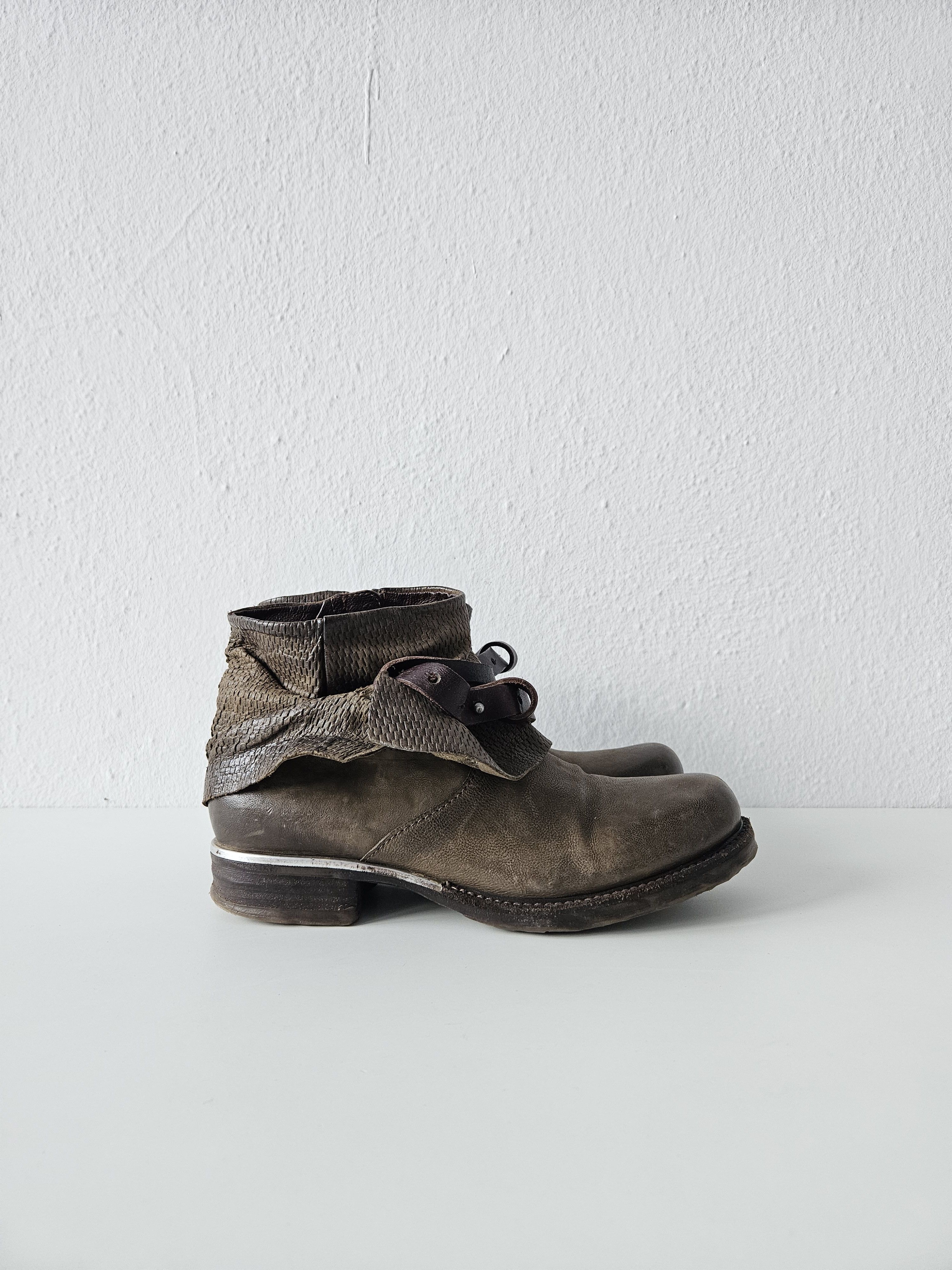 A.S.98 Archive AS98 olive leather bondage side zip ankle boots Size US 10 / IT 40 - 5 Thumbnail